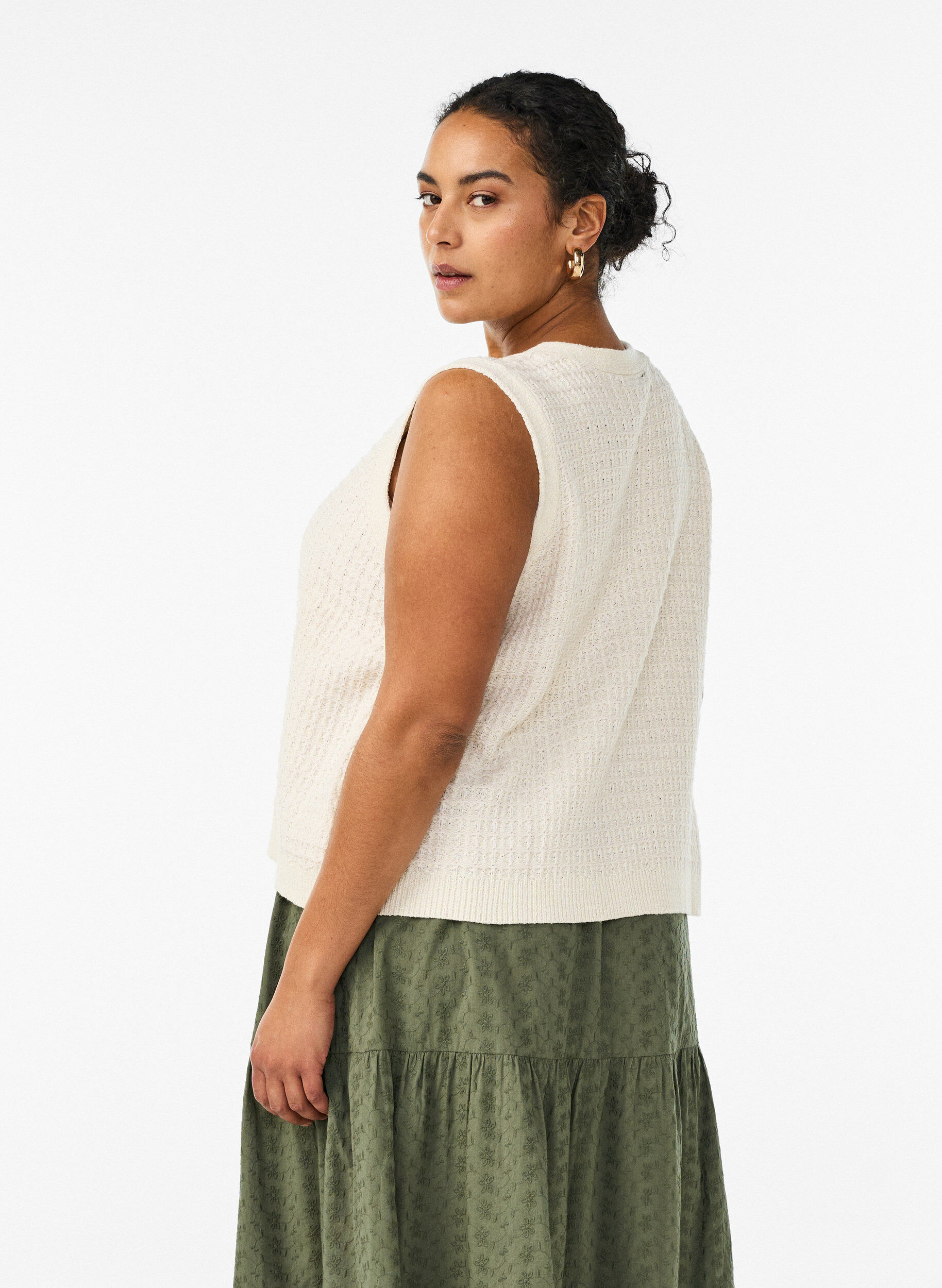 ZizziWeste aus strukturiertem Strick mit Bindeg&uuml;rtel, Vanille, Model image number 2