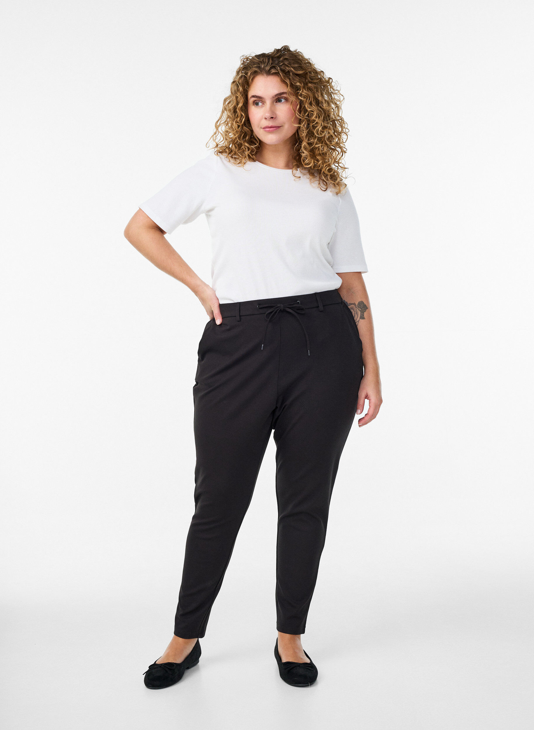 ZizziCropped Maddison Hose, Schwarz, Model image number 0