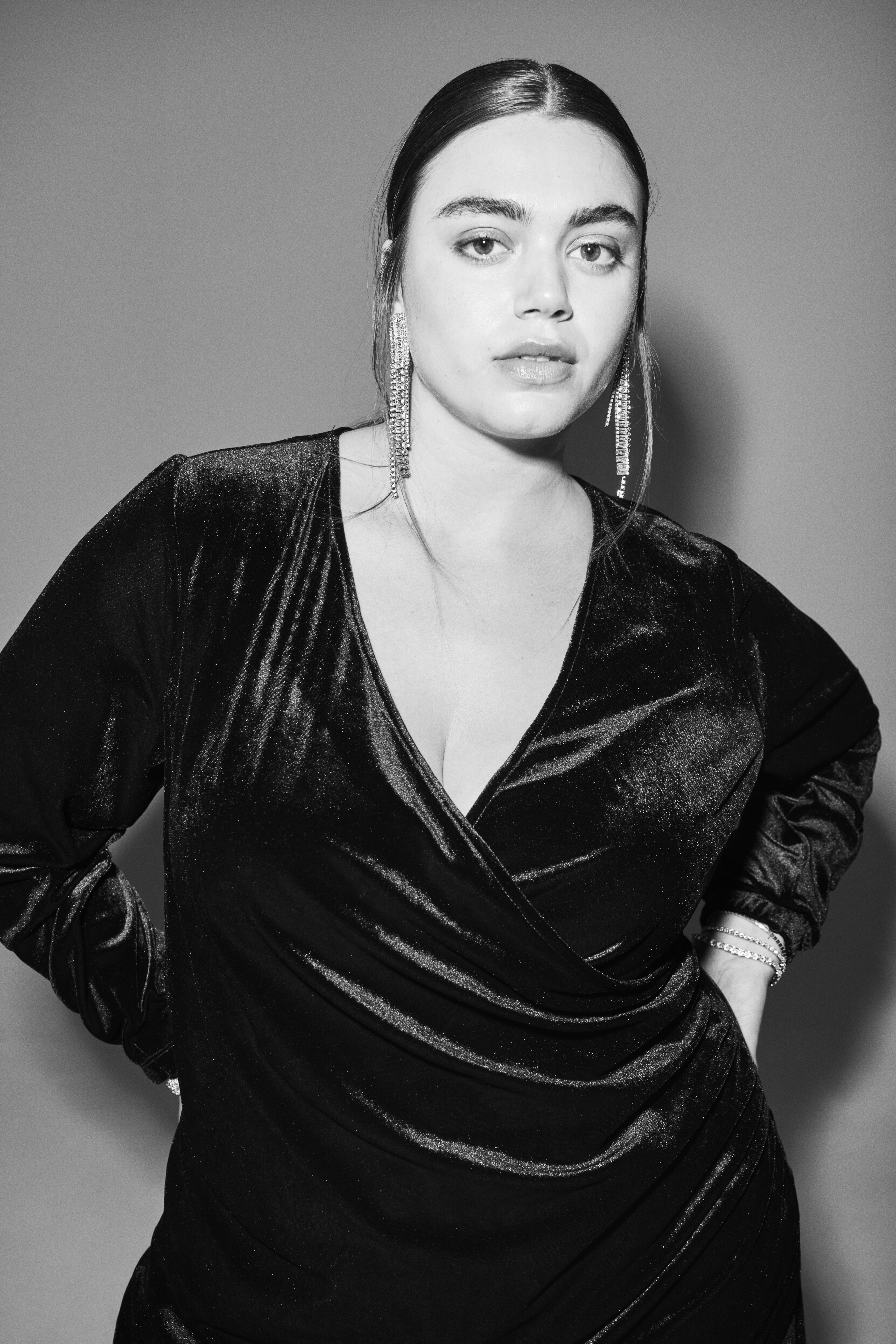 ZizziVelours-Set mit Details, , Model