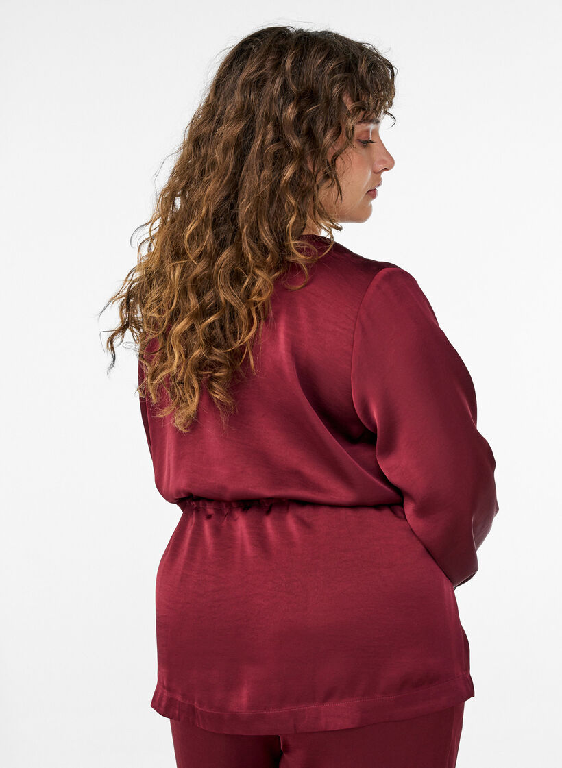 Partybluse in Satinoptik mit Knöpfen und verstellbarer Taille, Dunkles Bordeaux, Model image number 2
