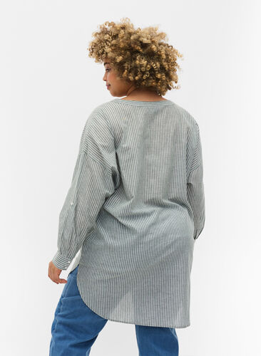 Gestreifte Hemdbluse aus 100% Baumwolle, Cilantro Stripe , Model image number 1
