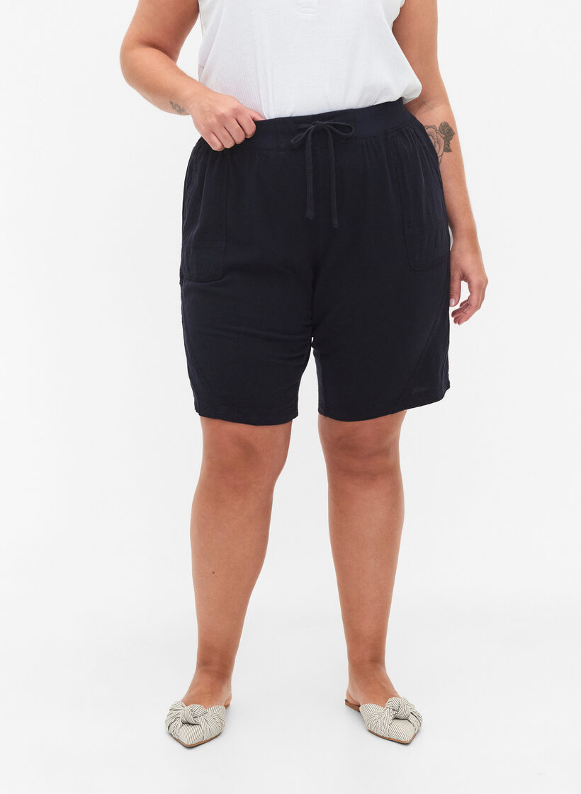 Lockere Shorts aus Baumwolle mit Taschen, Blau, Model image number 4