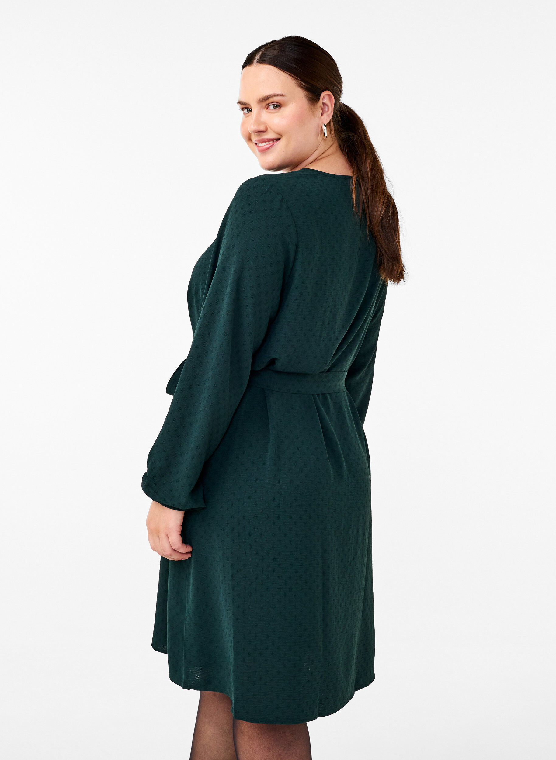 ZizziKurzes Kleid mit Struktur und Bindeg&uuml;rtel, Scarab, Model image number 1