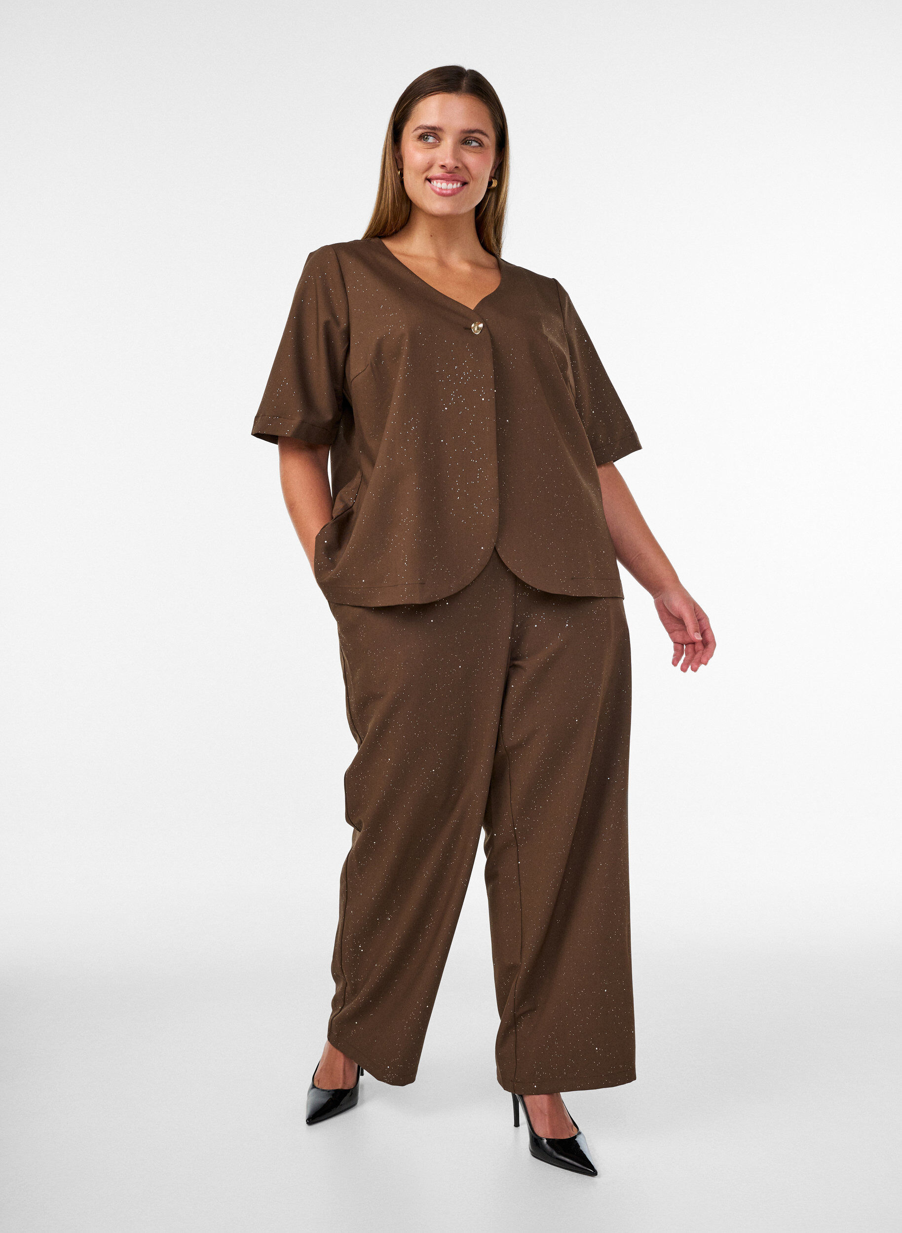 ZizziBluse mit Glitzer und V-Ausschnitt, Braun, Model image number 1