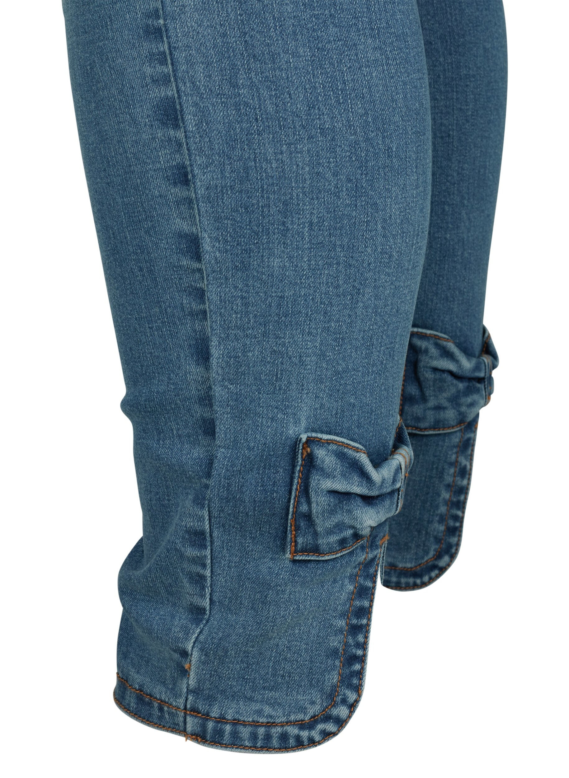 ZizziCropped Amy Jeans mit hoher Taille und Schleife, Blue denim, Packshot image number 3