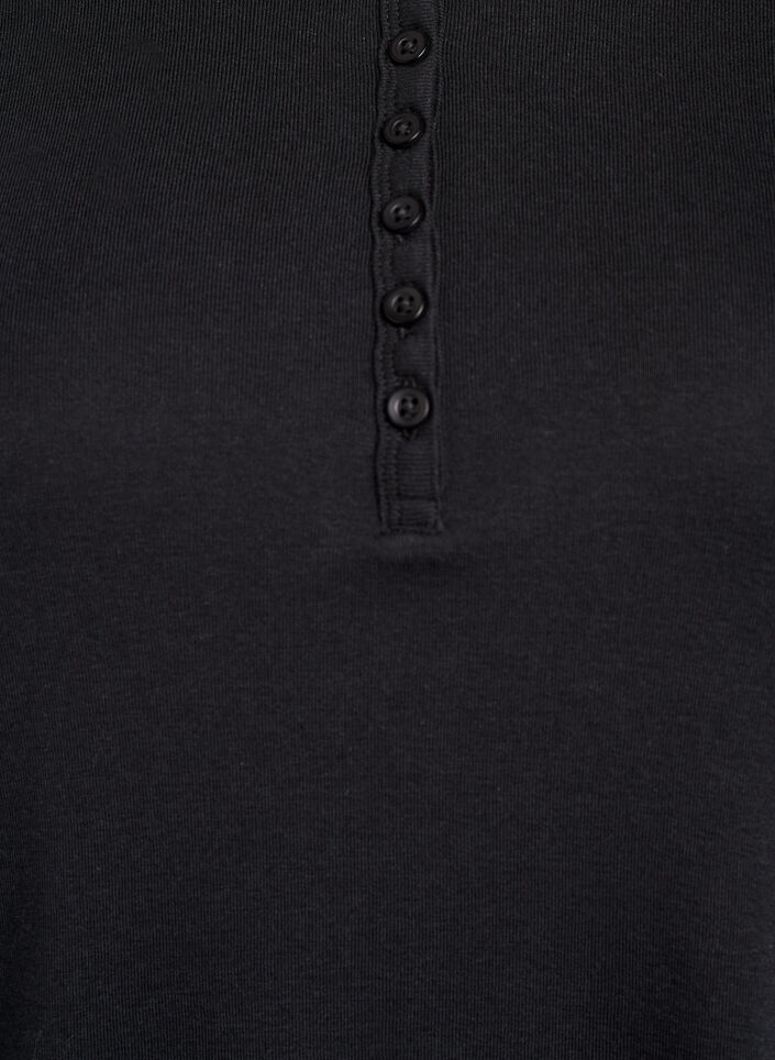 Jerseybluse mit Knöpfen und welligen Kanten, Schwarz, Packshot image number 2