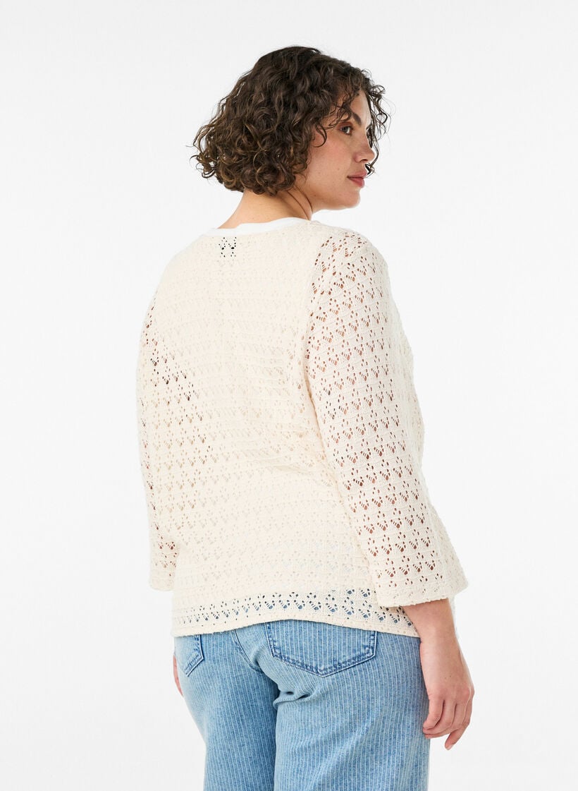 Strickjacke mit Lochstickerei und V-Ausschnitt, Beige, Model image number 2
