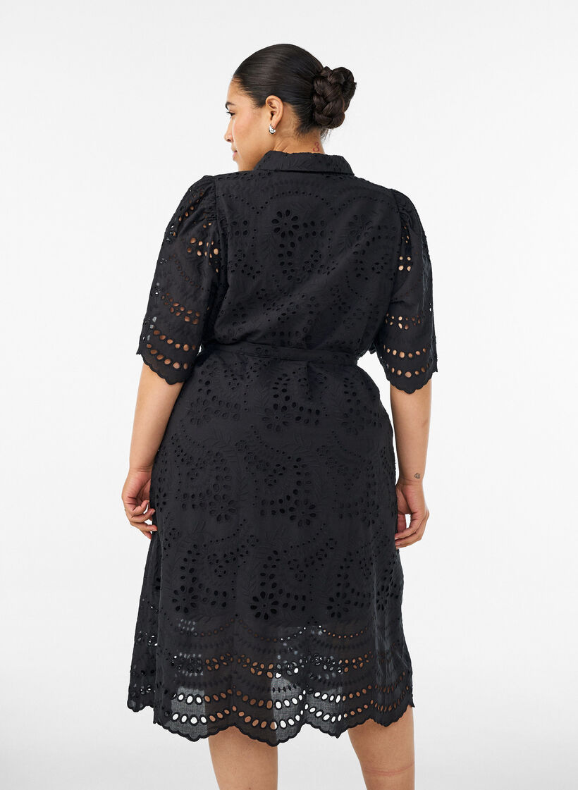 Hemdblusenkleid aus Broderie Anglaise mit Bindeg&uuml;rtel, Schwarz, Model image number 2