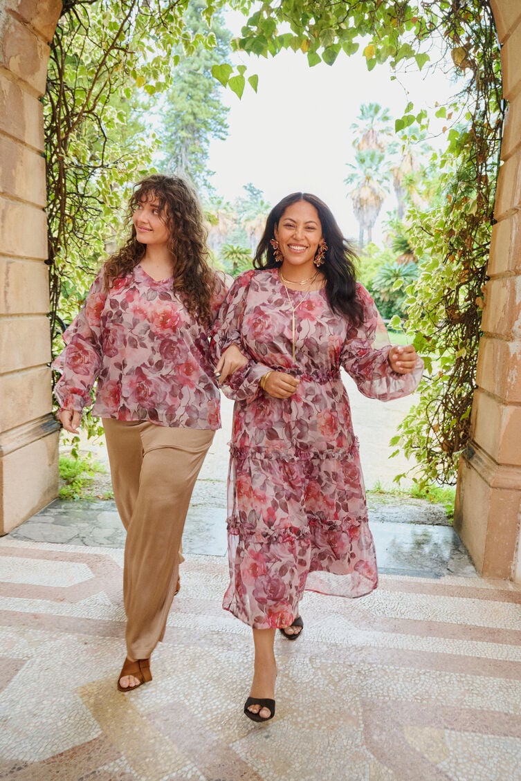 Gebl&uuml;mter Look, , Model