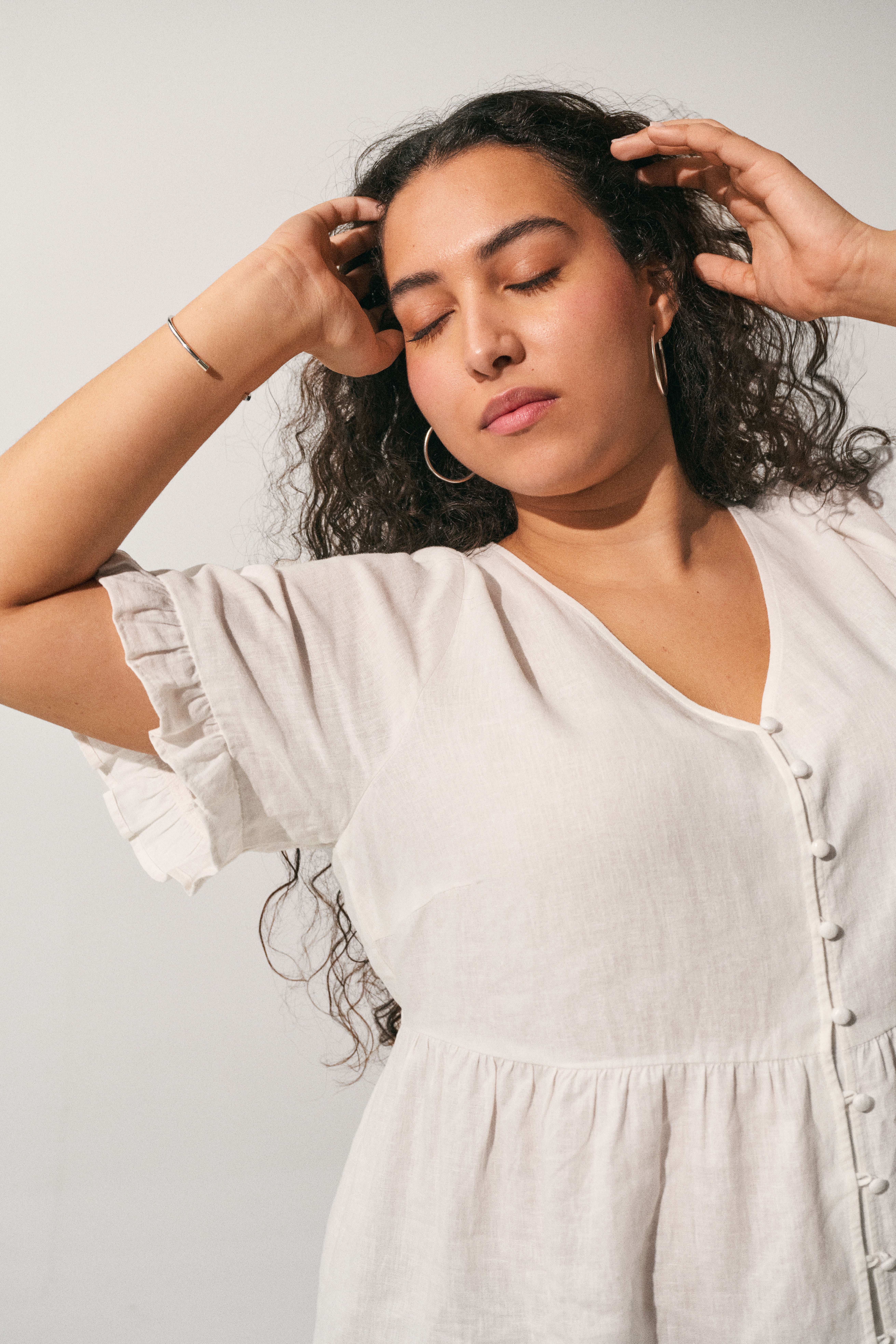 ZizziOutfit aus Leinen und Viskose, , Model