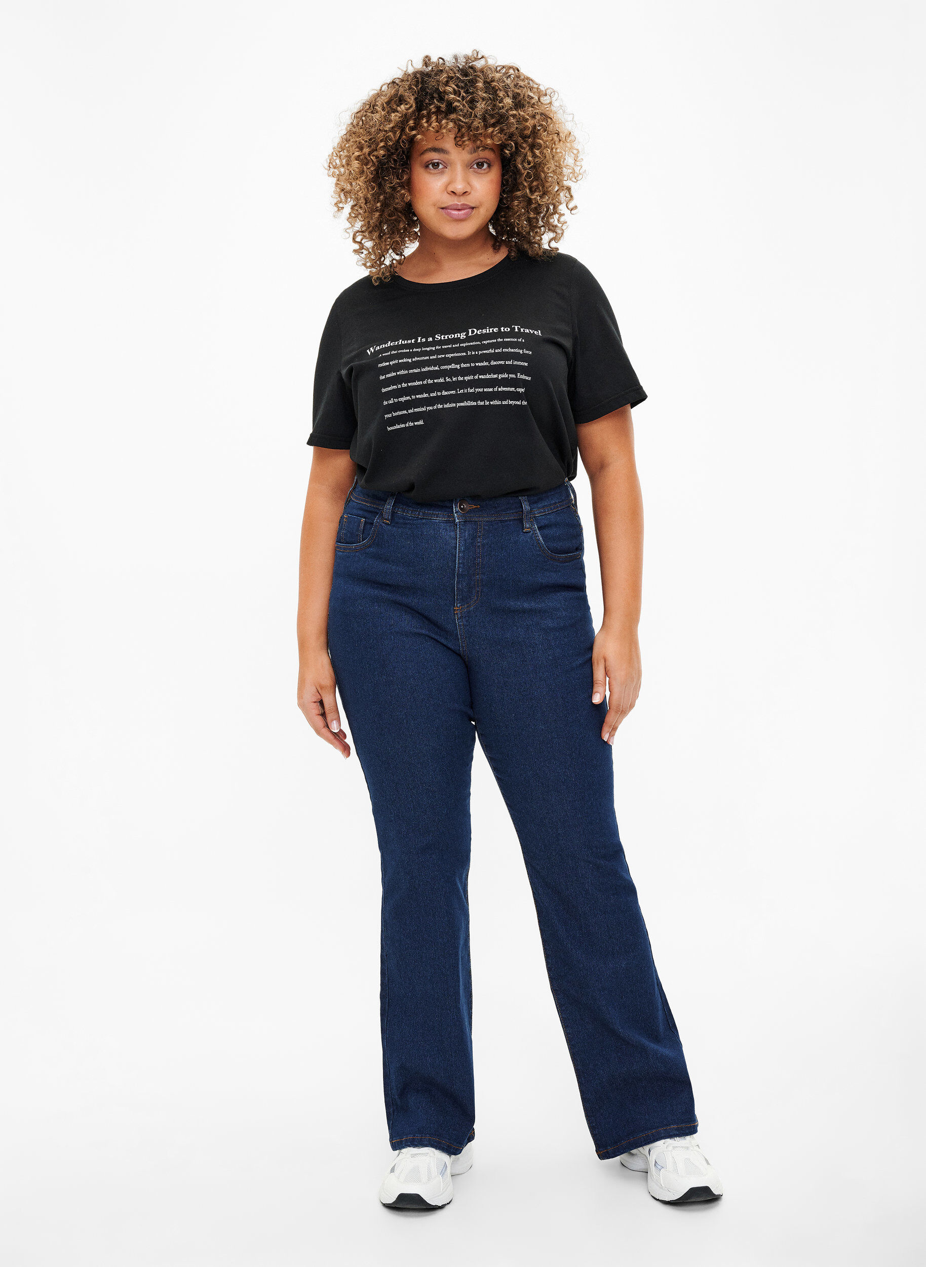 ZizziFLASH - T-Shirt mit Motiv, Black Wanderlust, Model image number 2