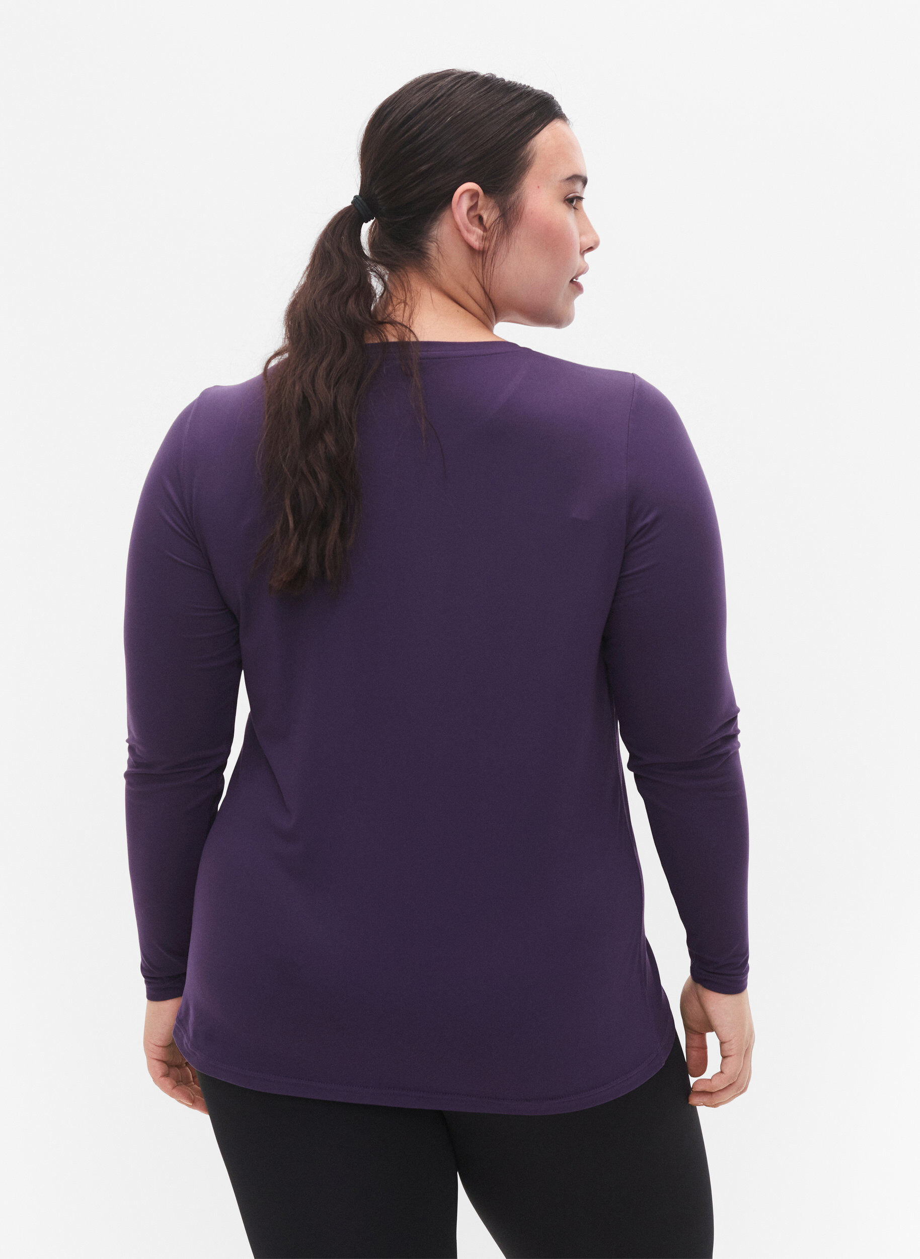 ZizziLang&auml;rmeliges Trainingsshirt, Purple Plumeria, Model image number 1