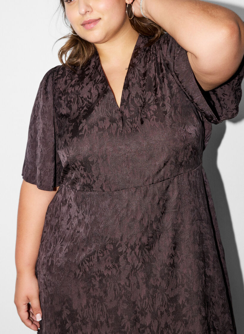 Midikleid aus Jacquard mit Paisleymuster und Fl&uuml;gel&auml;rmeln, Braun, Model image number 2