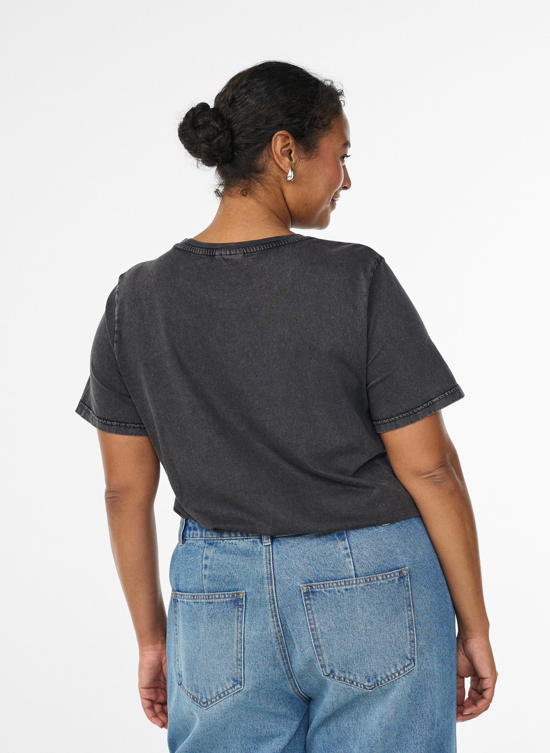 ZizziT-Shirt aus Bio-Baumwolle mit Print, Grau, Model image number 2