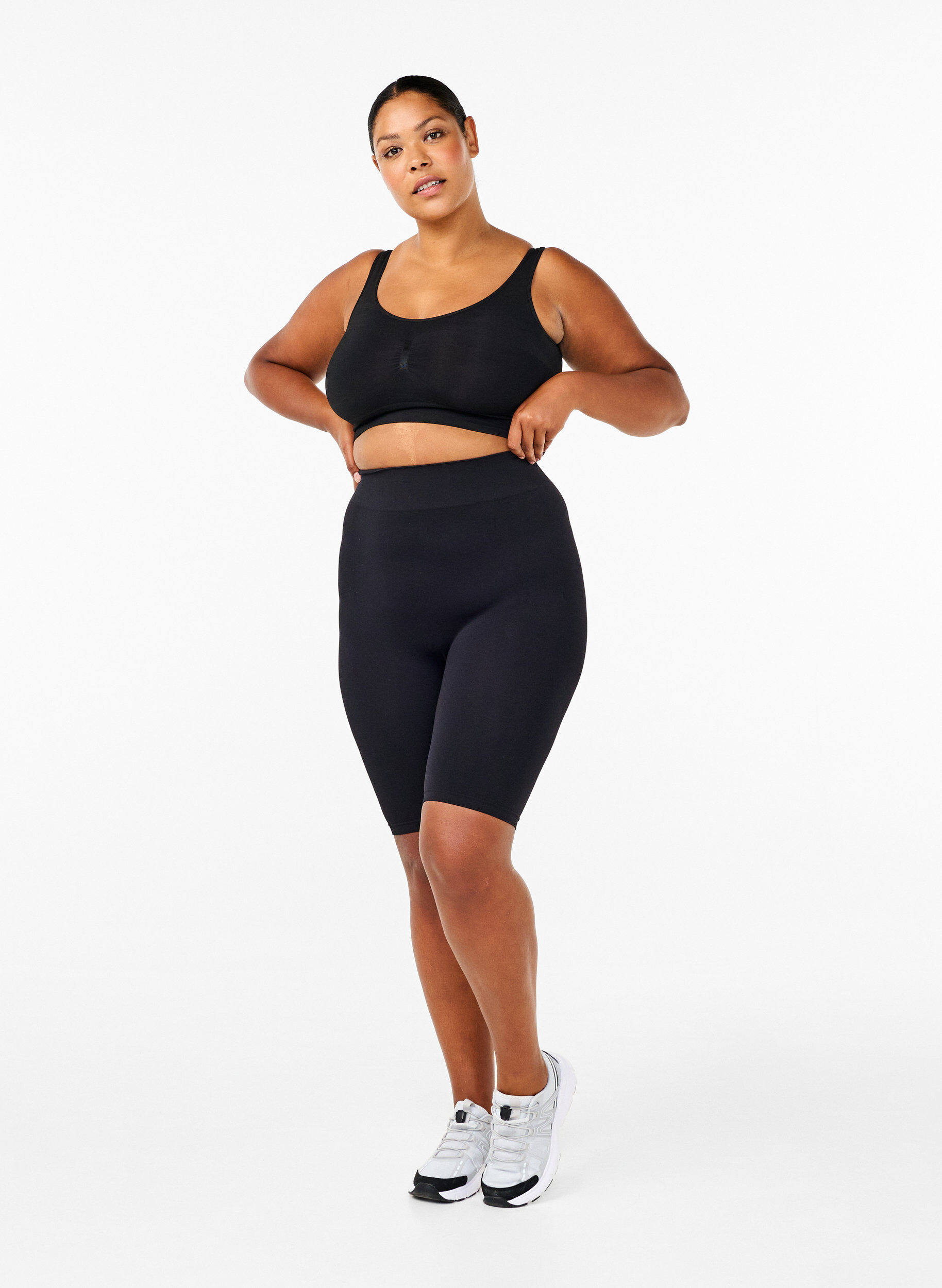 ZizziNahtlose Radlerhose, Schwarz, Model image number 1