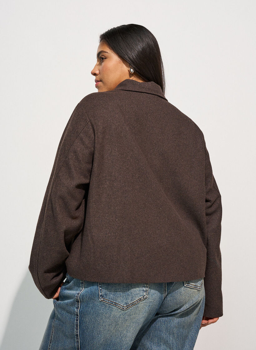 Kurze Jacke mit Hemdkragen und Rei&szlig;verschluss, Braun, Model image number 2