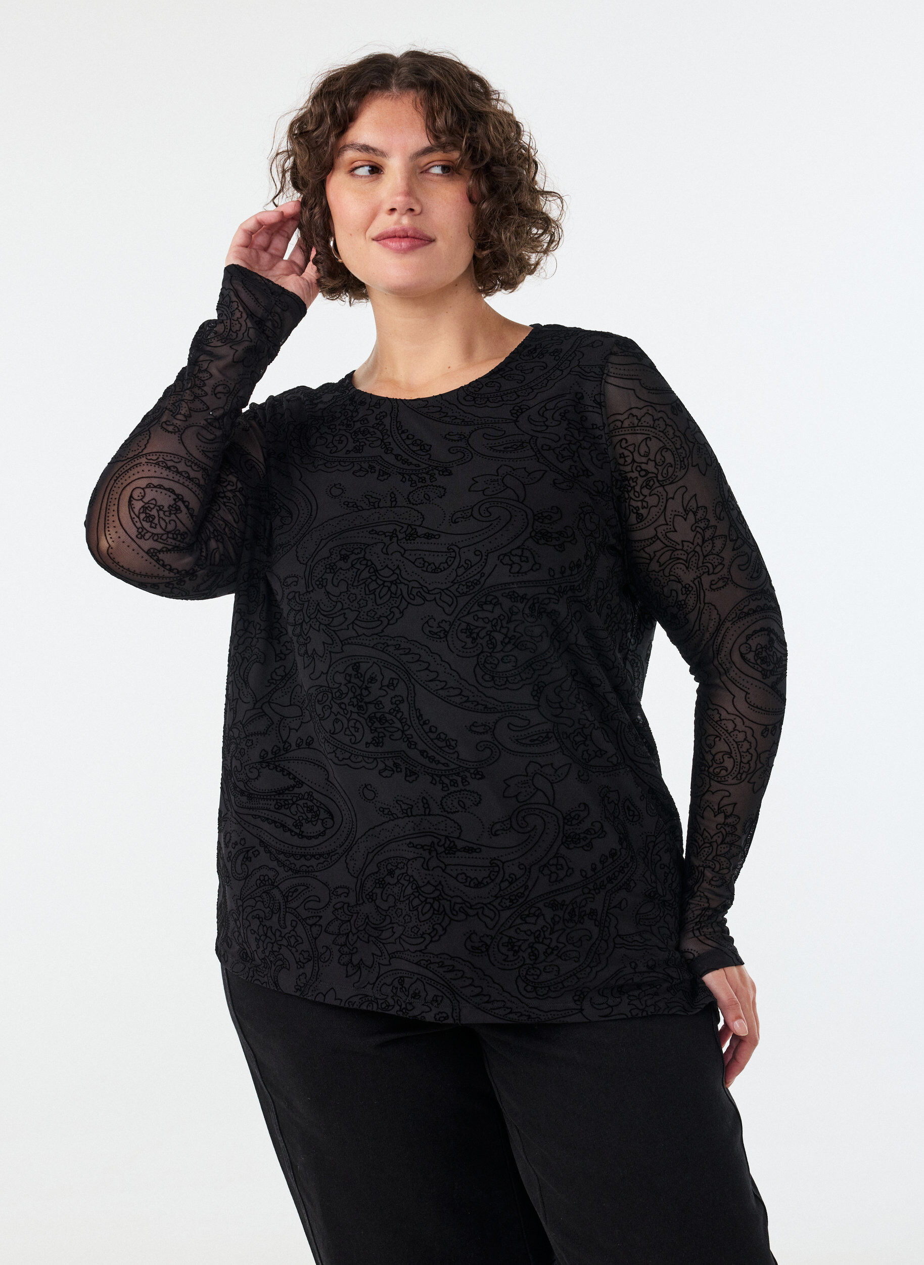 ZizziMesh-Bluse mit Paisley-Print und asymmetrischem Saum, Schwarz, Model image number 0