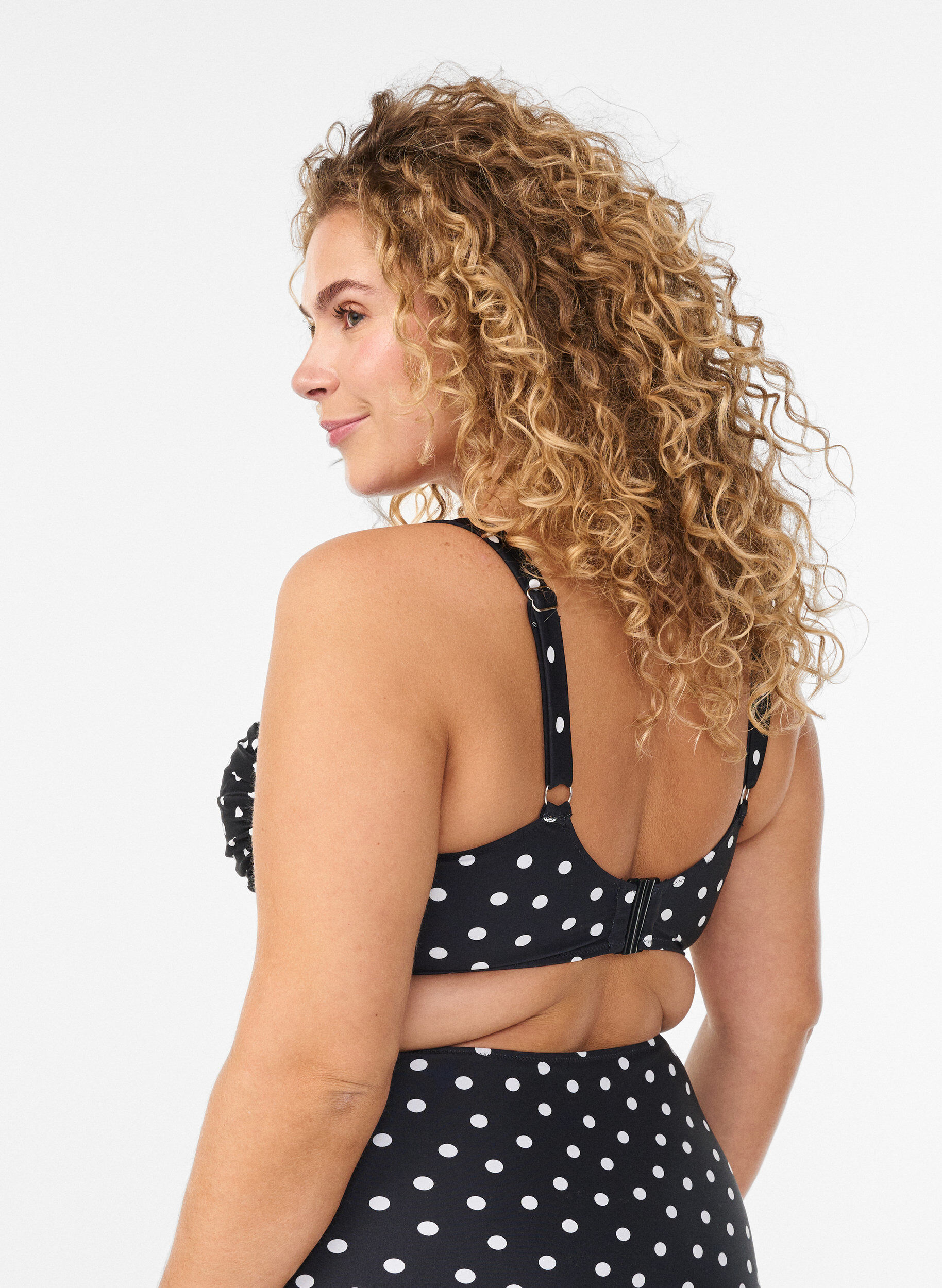 ZizziWattierter Bikini-Oberteil mit Print, Schwarz, Model image number 1
