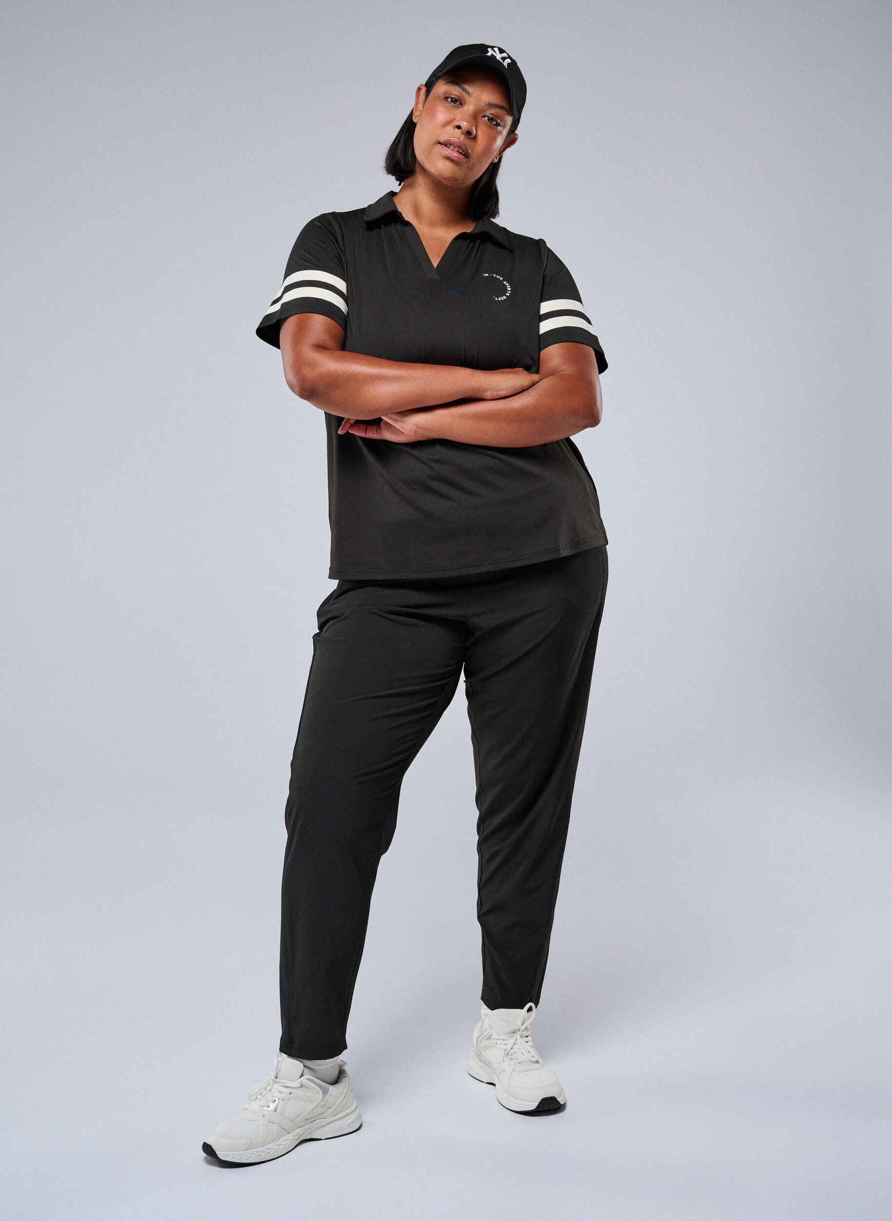 ZizziLeichte Trainingshose mit Taschen, Schwarz, Image image number 0