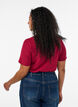 Einfarbiges basic T-Shirt aus Baumwolle, Rot, Model image number 2