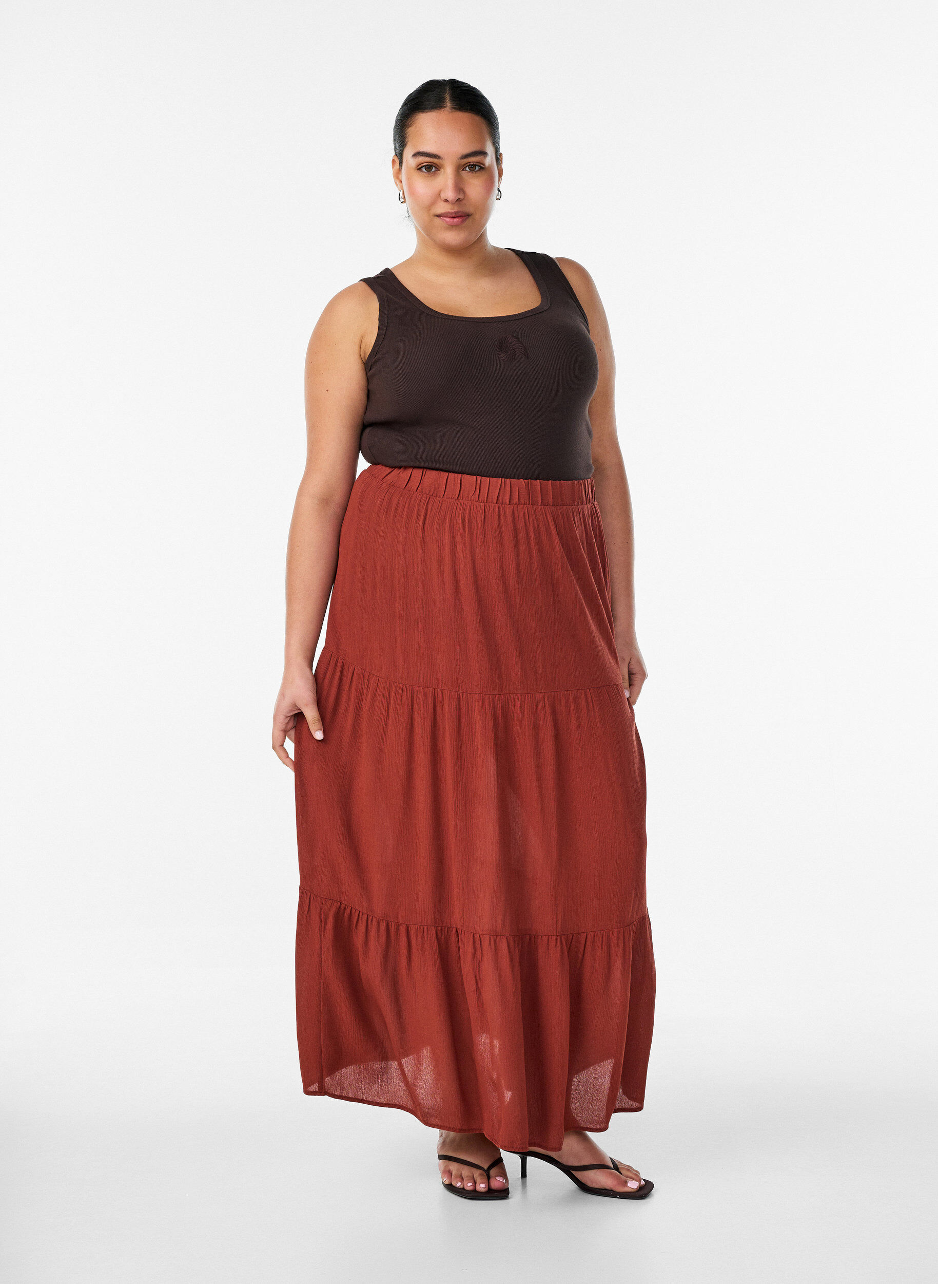 ZizziTailleiertes Top mit Motiv, Braun, Model image number 1