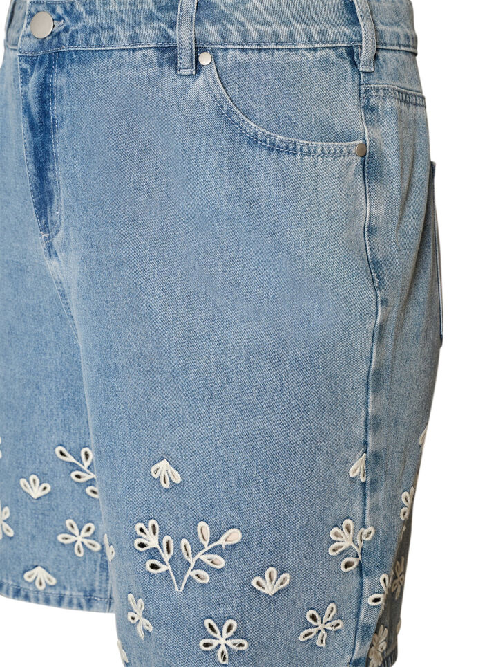 Jeansshorts mit Lochstickerei und hoher Taille, Blau, Packshot image number 2