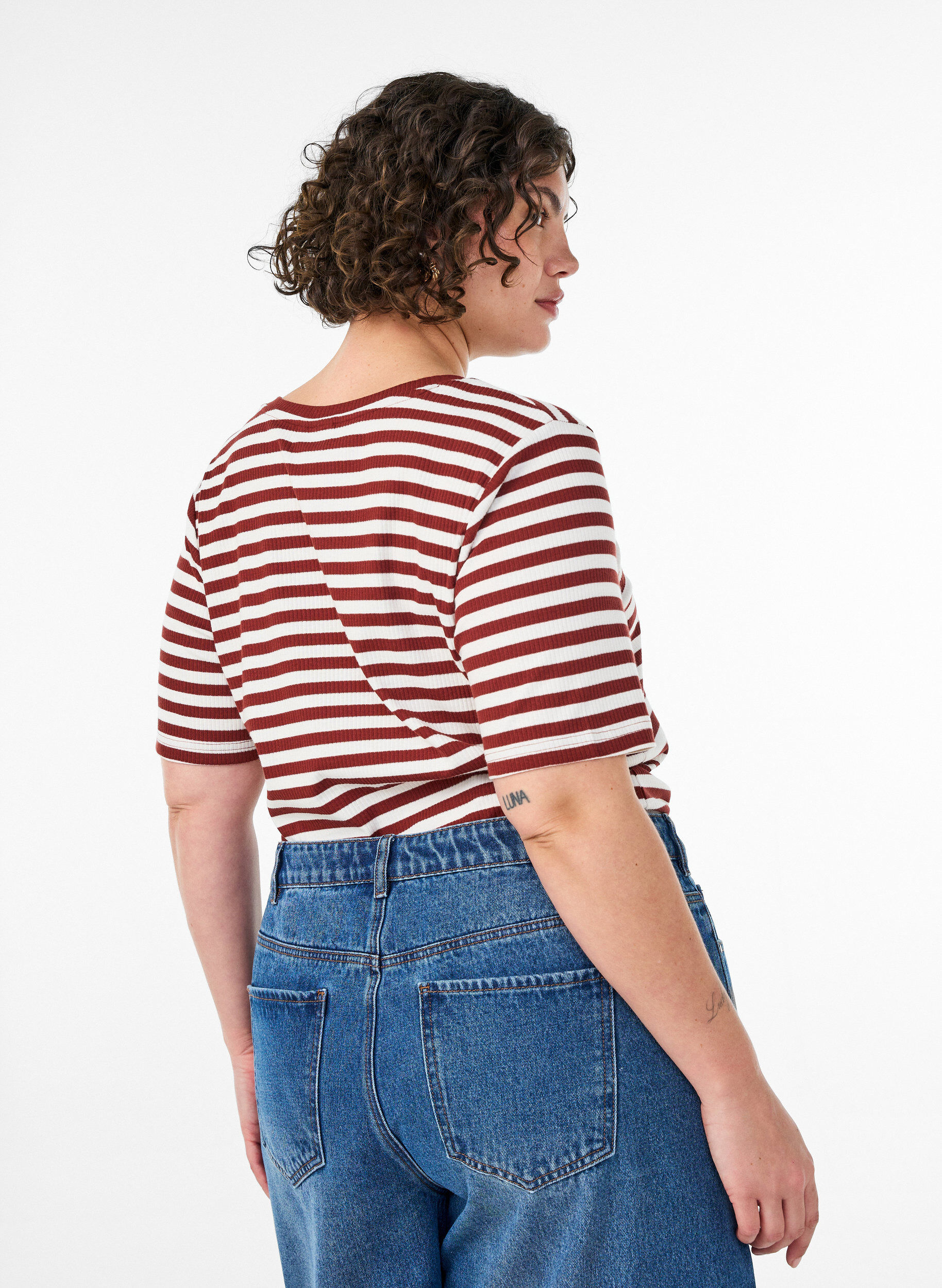 ZizziGestreiftes T-Shirt mit gerippter Struktur, Rot, Model image number 2