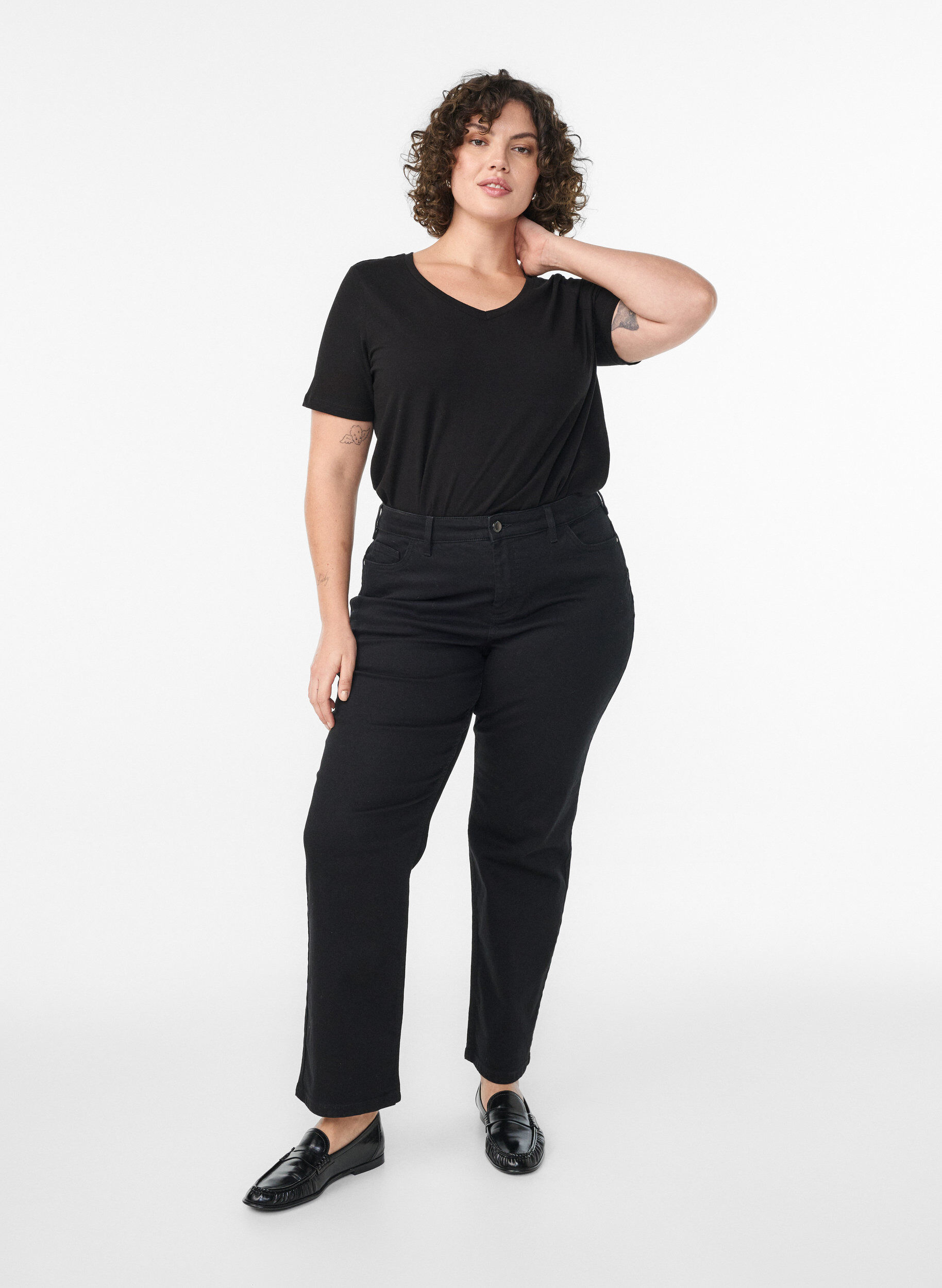 ZizziEinfarbiges basic T-Shirt aus Baumwolle, Schwarz, Model image number 1