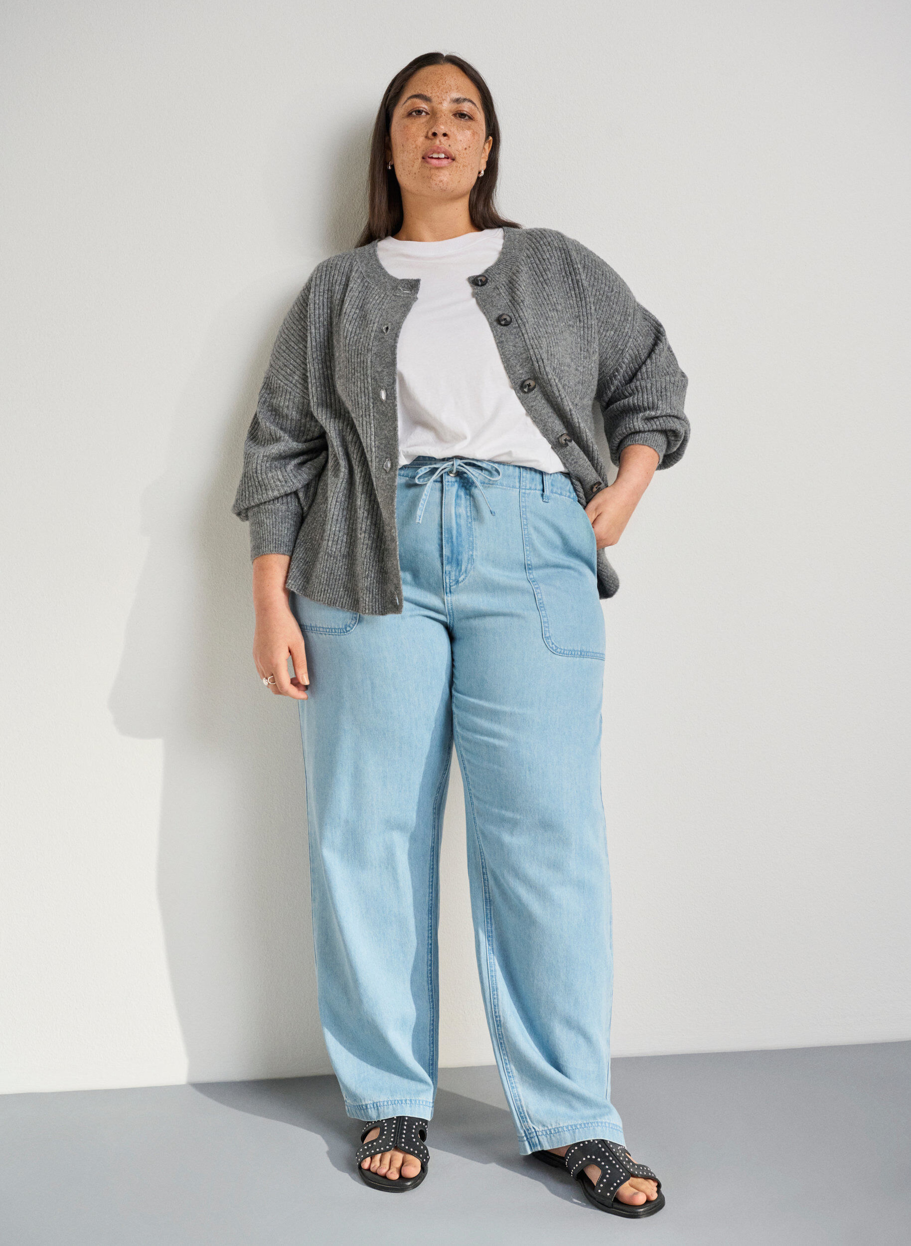 ZizziFlache Sandalen mit Nieten, Schwarz, Image image number 0