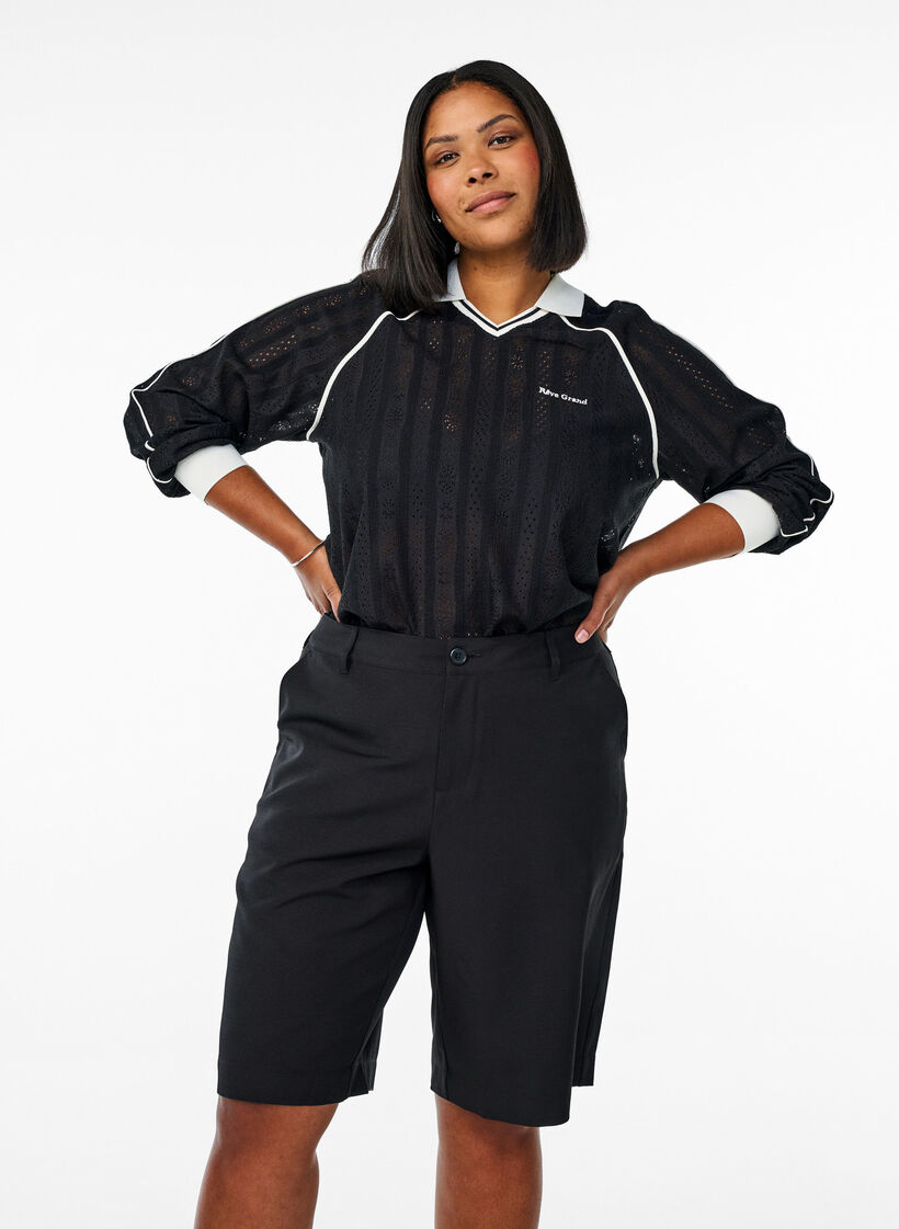 Bermuda-Shorts mit hoher Taille, Schwarz, Model image number 0