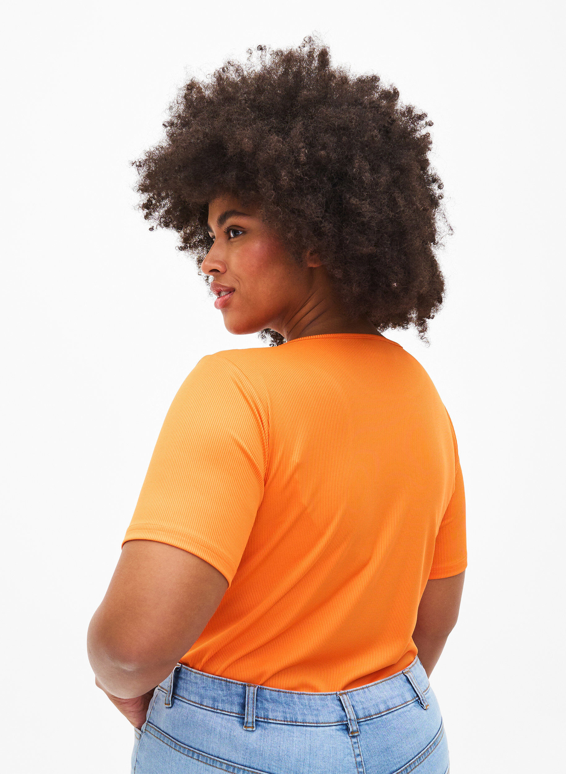 ZizziEng anliegende Bluse mit V-Ausschnitt und Mesh-Detail, Vibrant Orange, Model image number 1