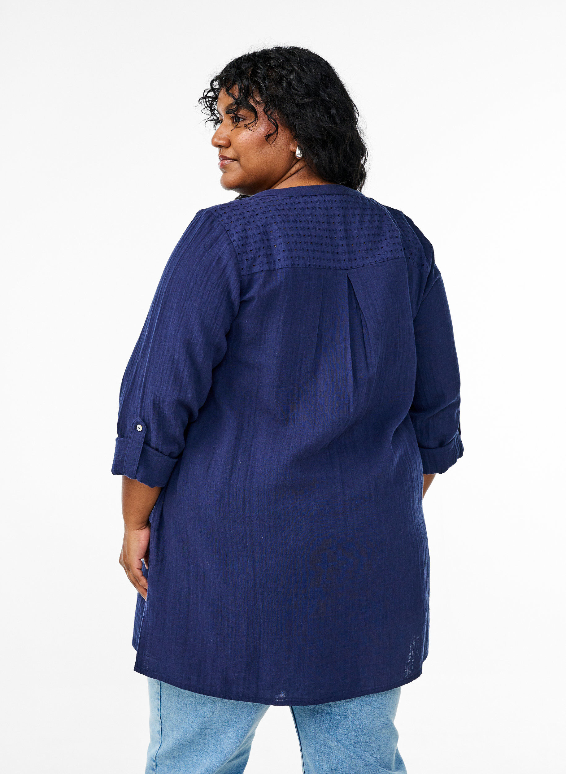 ZizziTunika aus Baumwollmusselin mit Broderie Anglaise, Blau, Model image number 2