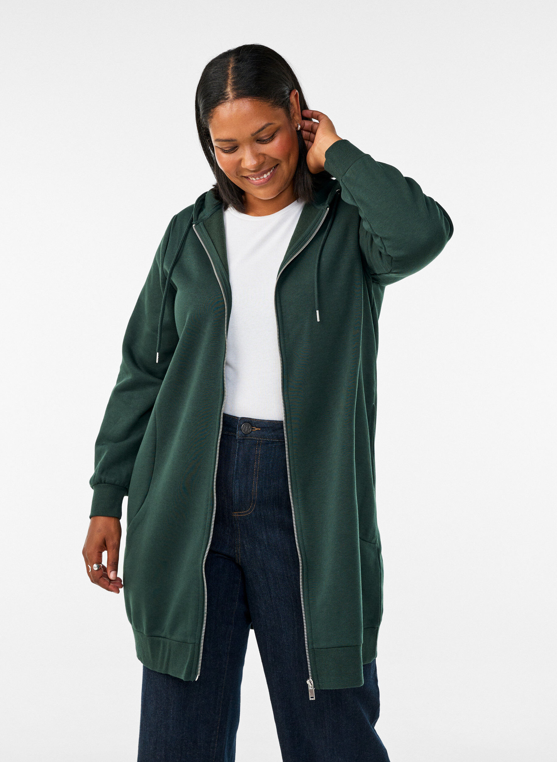 Langer Hoodie mit Rei&szlig;verschluss und Taschen, Gr&uuml;n, Model