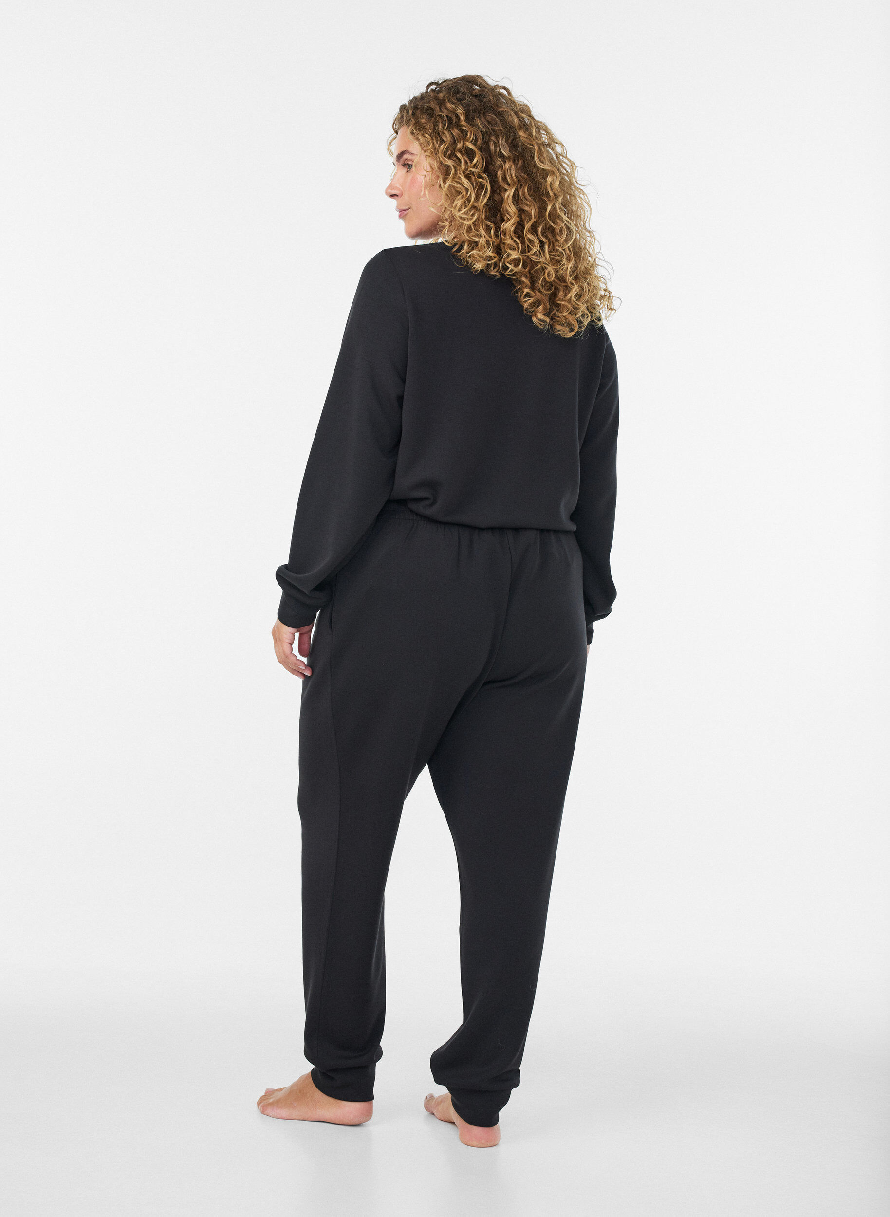 ZizziJerseyhose mit hoher Taille und Taschen, Schwarz, Model image number 1