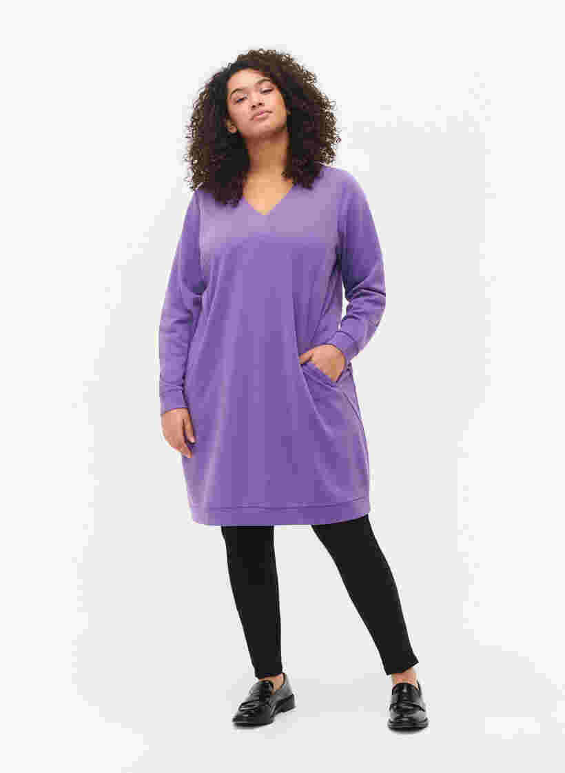 Pulloverkleid mit V-Ausschnitt, Deep Lavender, Model image number 2
