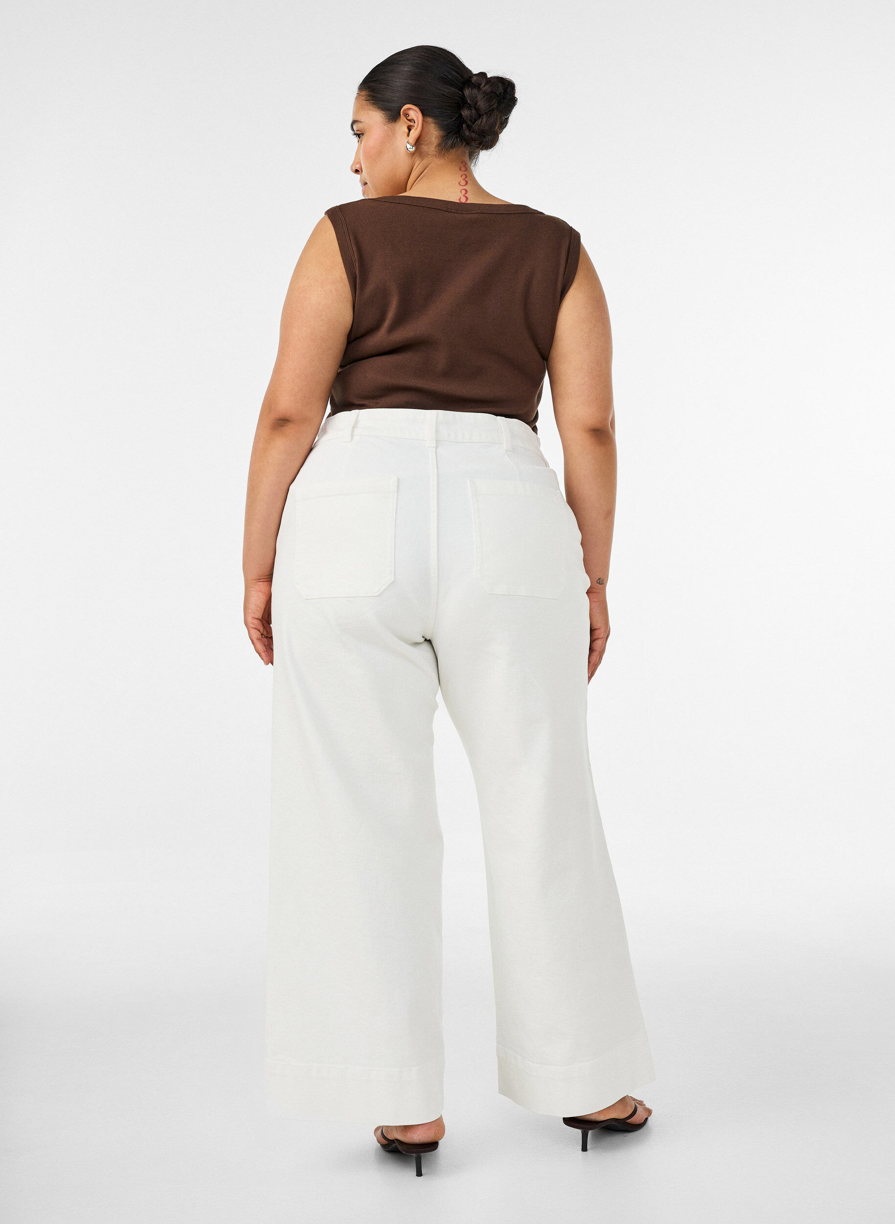 ZizziMyra Jeans mit hoher Taille und weiter Passform, Wei&szlig;, Model image number 1
