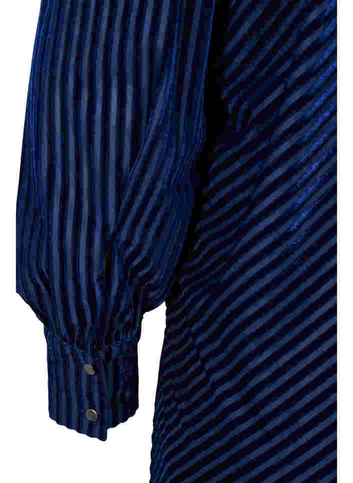 Kleid aus Velours mit Strukturmuster, Evening Blue, Packshot image number 3