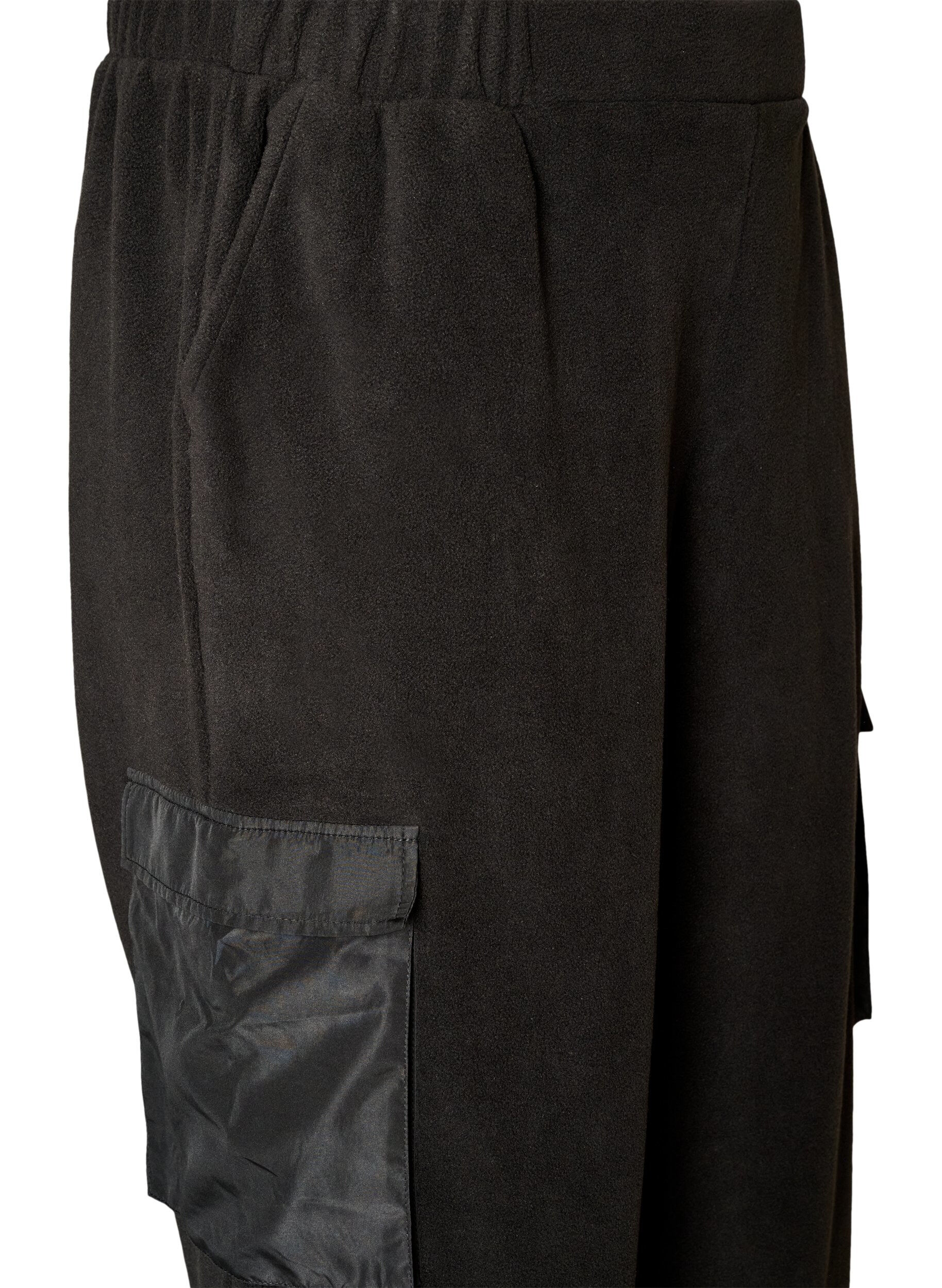 ZizziJogginghose aus Fleece mit Cargotaschen, Schwarz, Packshot image number 2