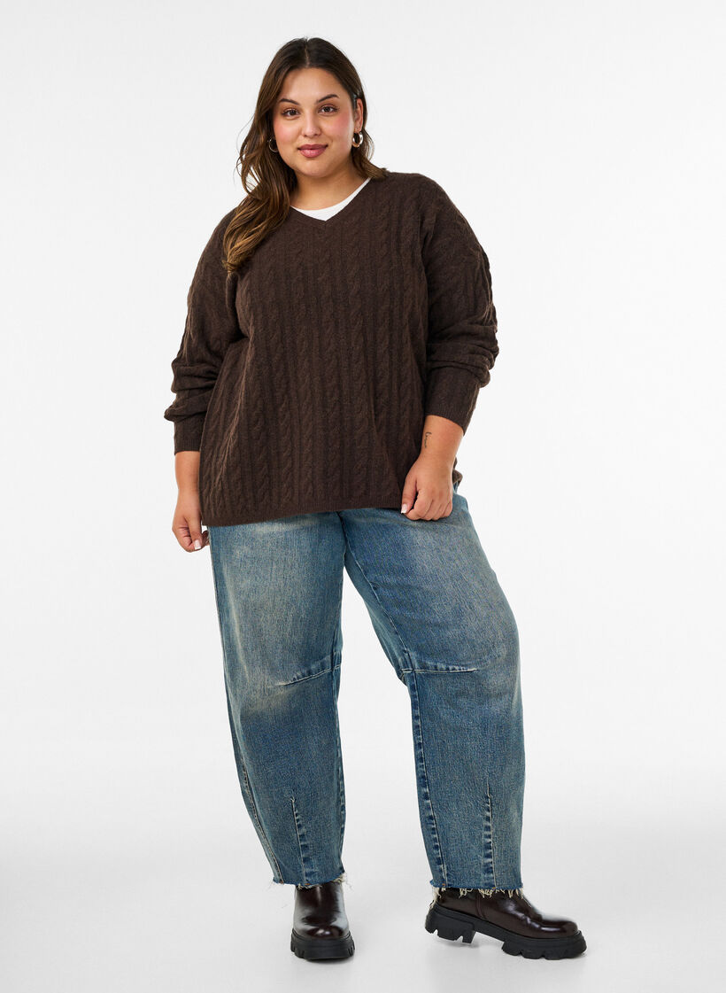 Bluse aus Strick mit Zopfmuster und V-Ausschnitt, Braun, Model image number 1
