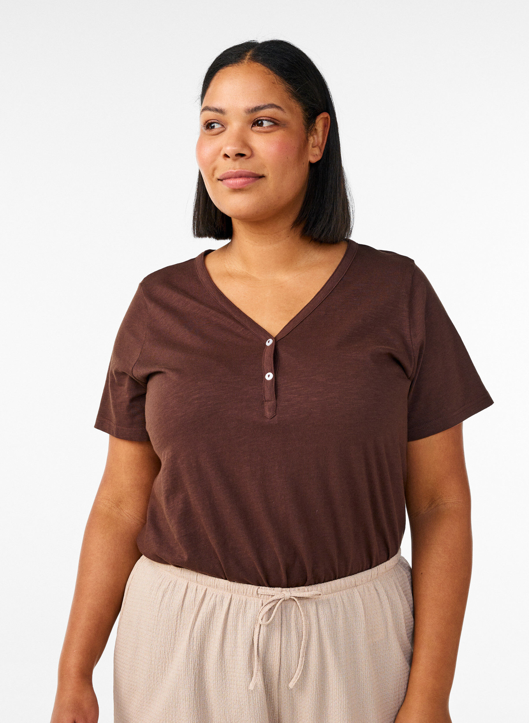ZizziT-Shirt mit Knopfleiste, Braun, Model image number 0
