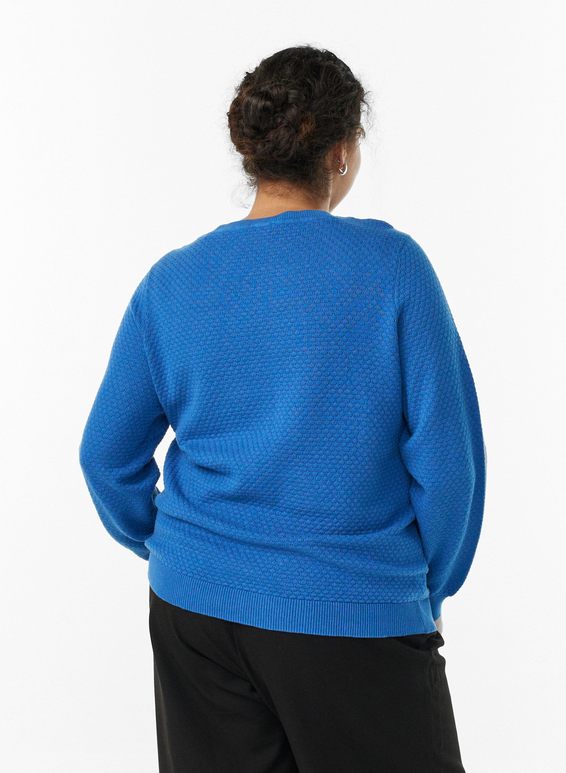 ZizziStrickbluse aus Baumwolle mit Strukturmuster, Blau, Model image number 2