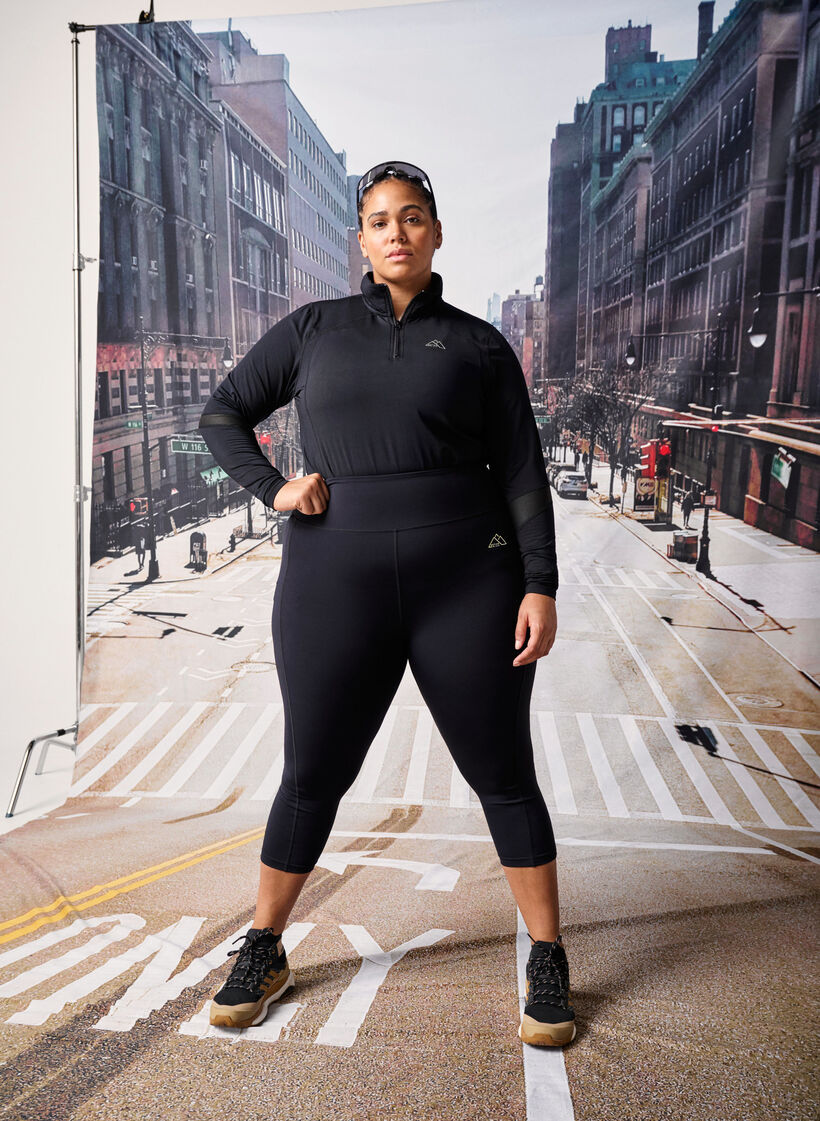 3/4-Trainingsleggings mit Taschen, Black, Image image number 0