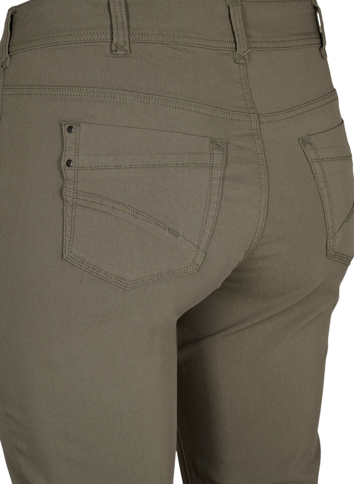 Eng anliegende Capri-Hose aus einer Viskosemischung, Dusty Olive, Packshot image number 3