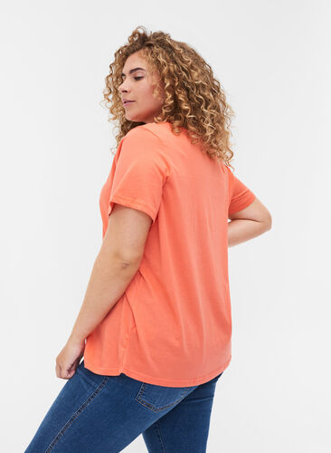 Kurzarm T-Shirt aus Baumwolle mit V-Ausschnitt, Living Coral, Model image number 1