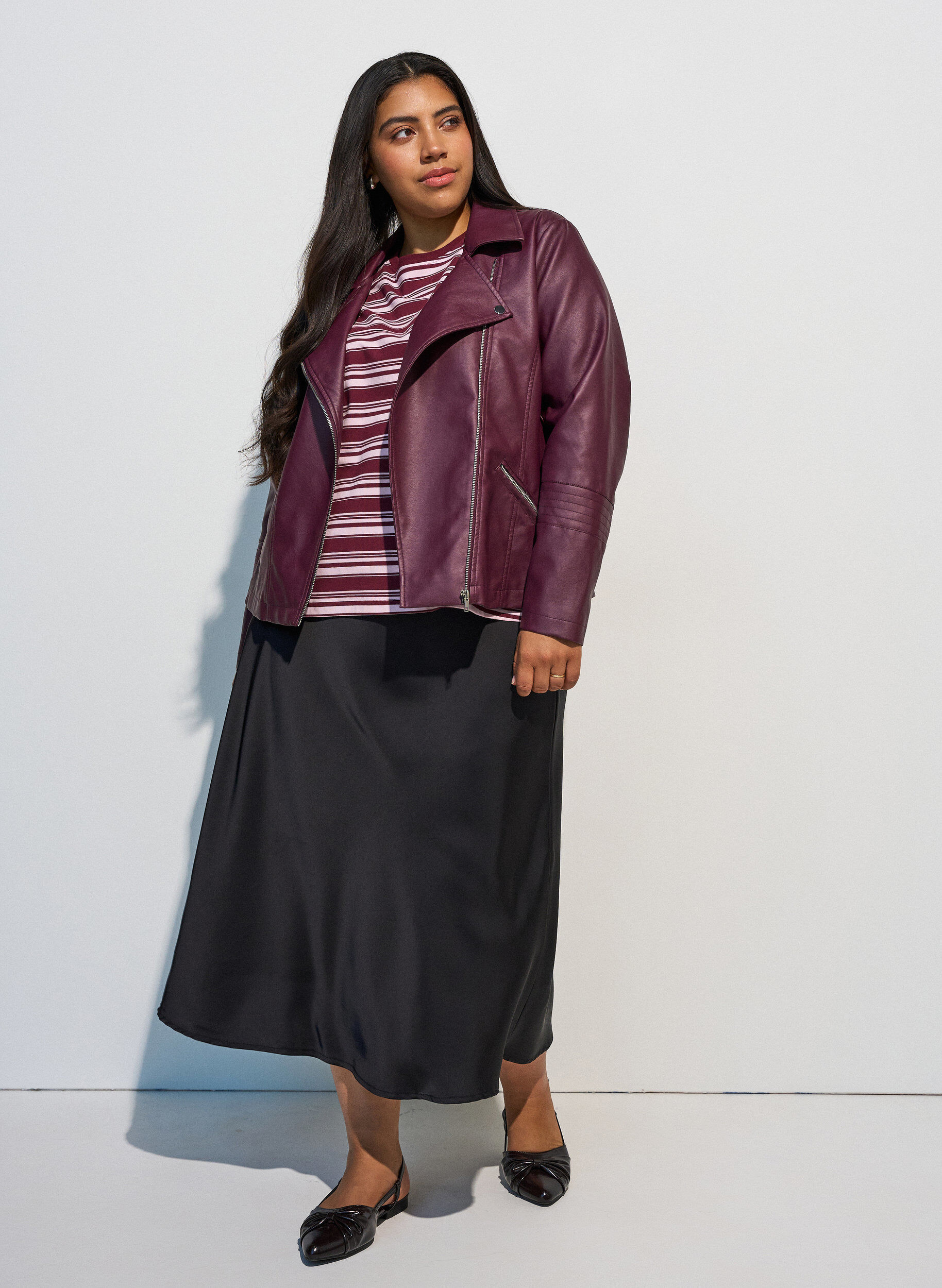 ZizziBikerjacke aus Kunstleder, Rot, Model image number 1