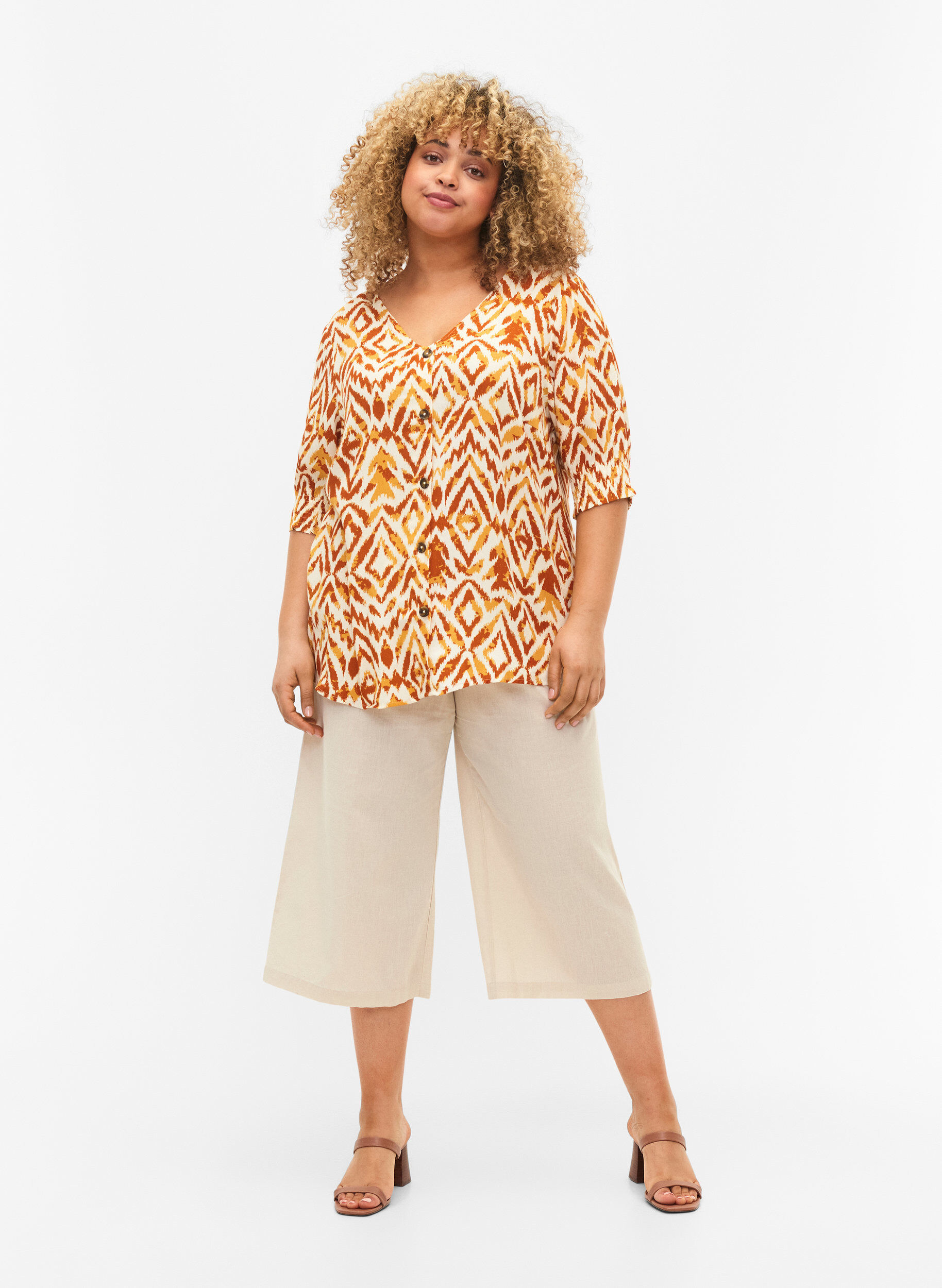 ZizziBluse aus Viskose mit Kn&ouml;pfen, Amber Green Tribe, Model image number 2