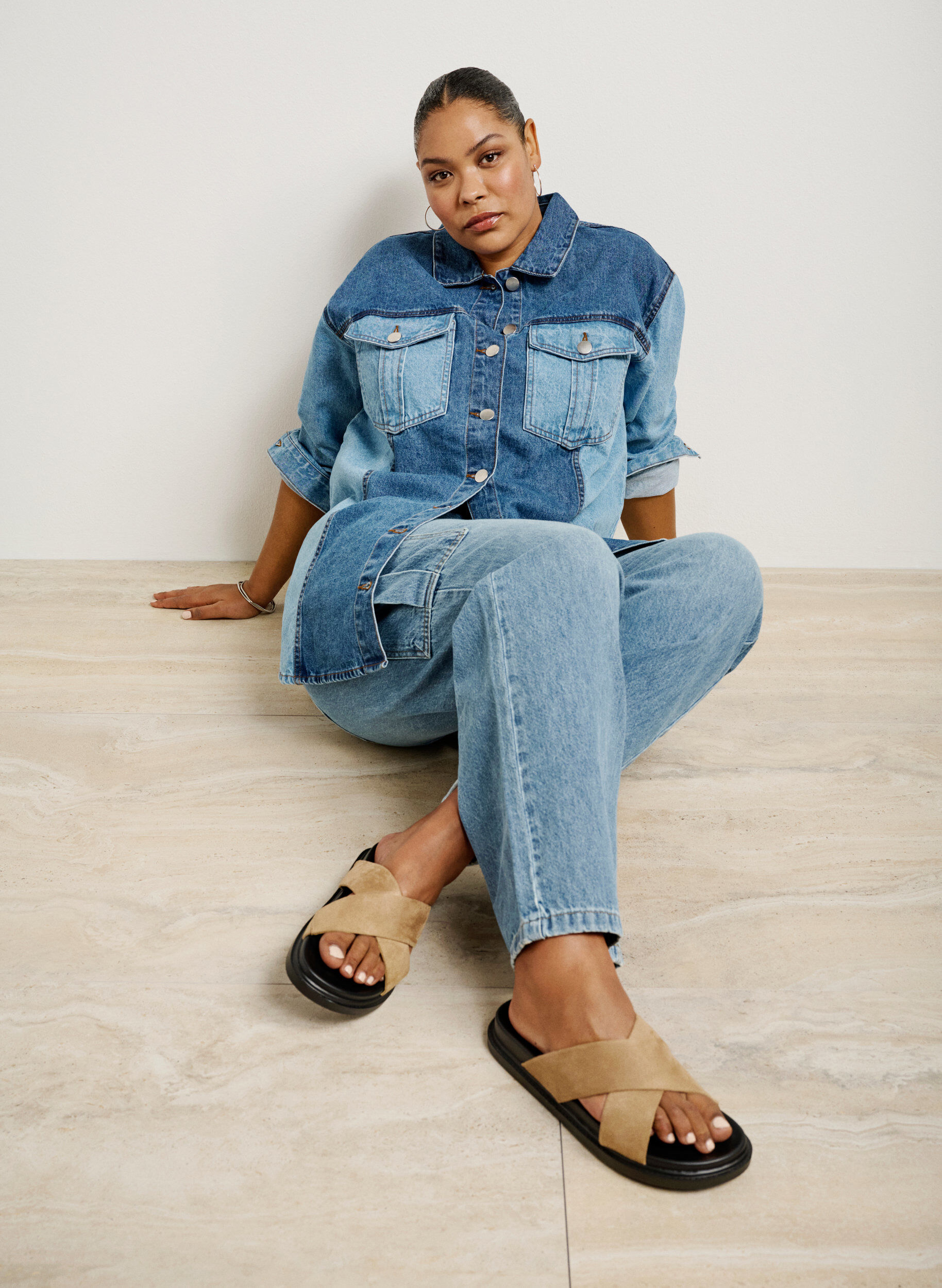 ZizziSandale aus Wildlederimitat mit Kreuzriemen, Woodsmoke, Image image number 0