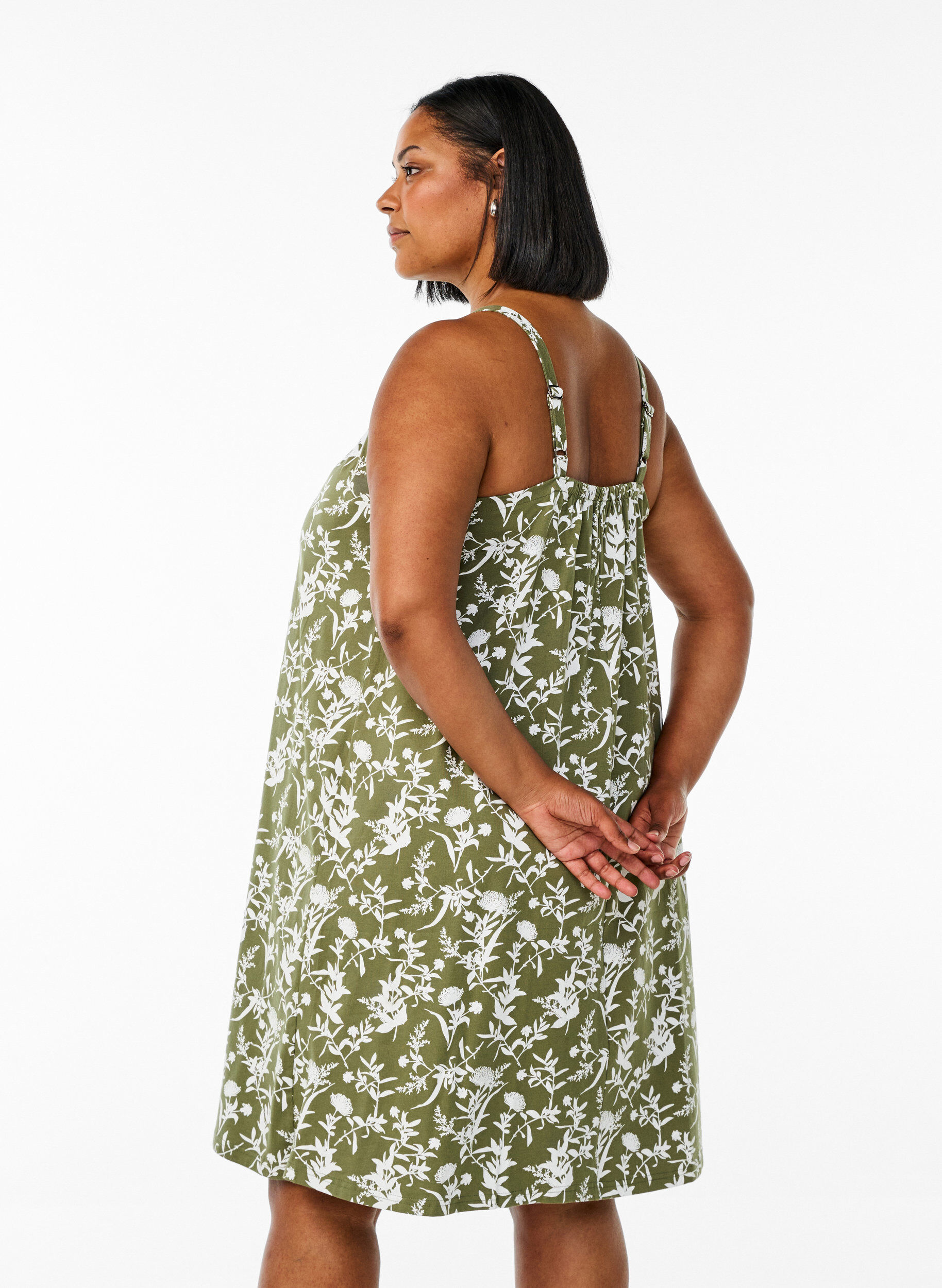 ZizziMidi-Tr&auml;gerkleid aus Bio-Baumwolle, Gr&uuml;n, Model image number 2