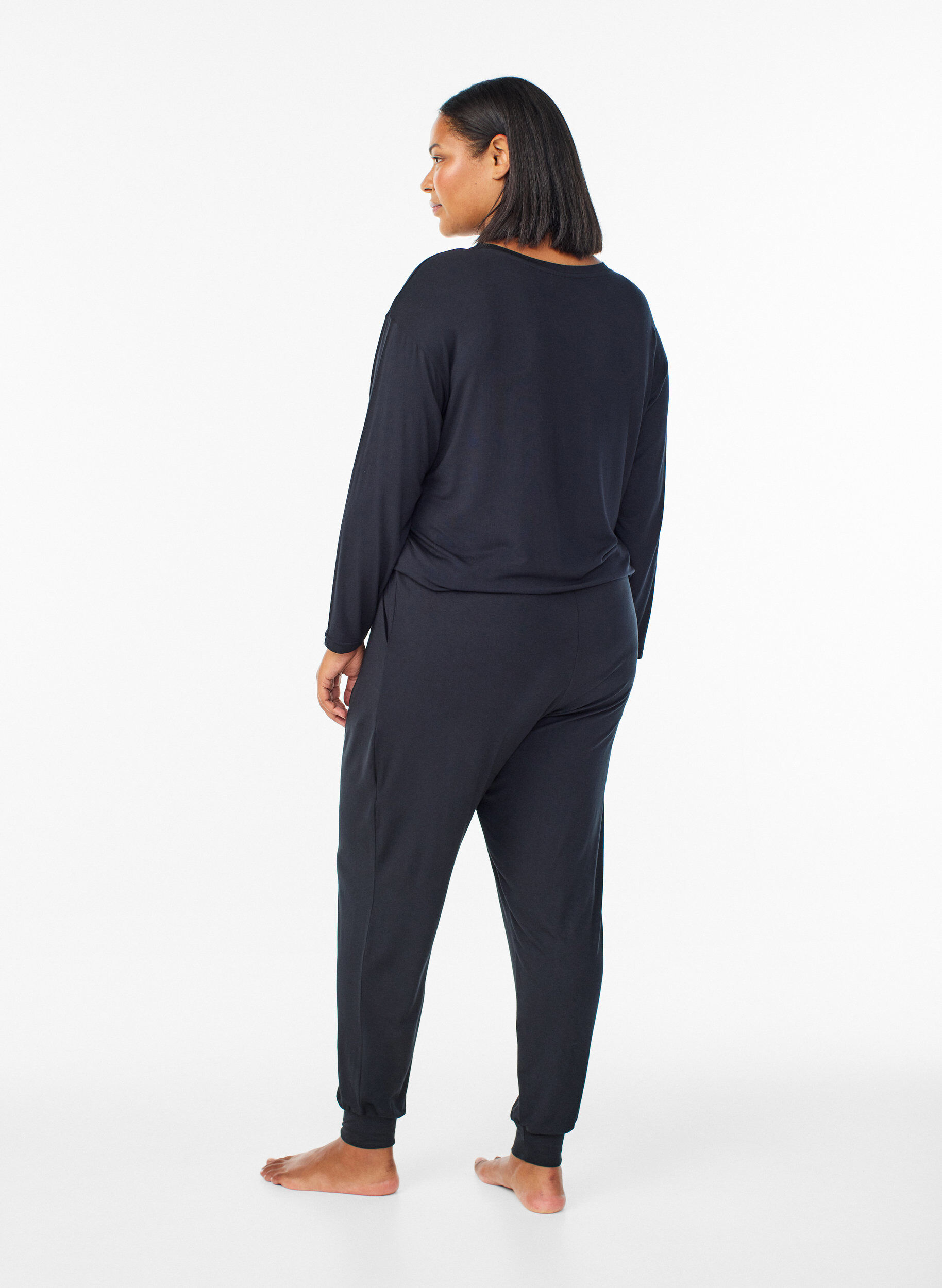 ZizziSchlafhose aus Modal mit hoher Taille, Schwarz, Model image number 1