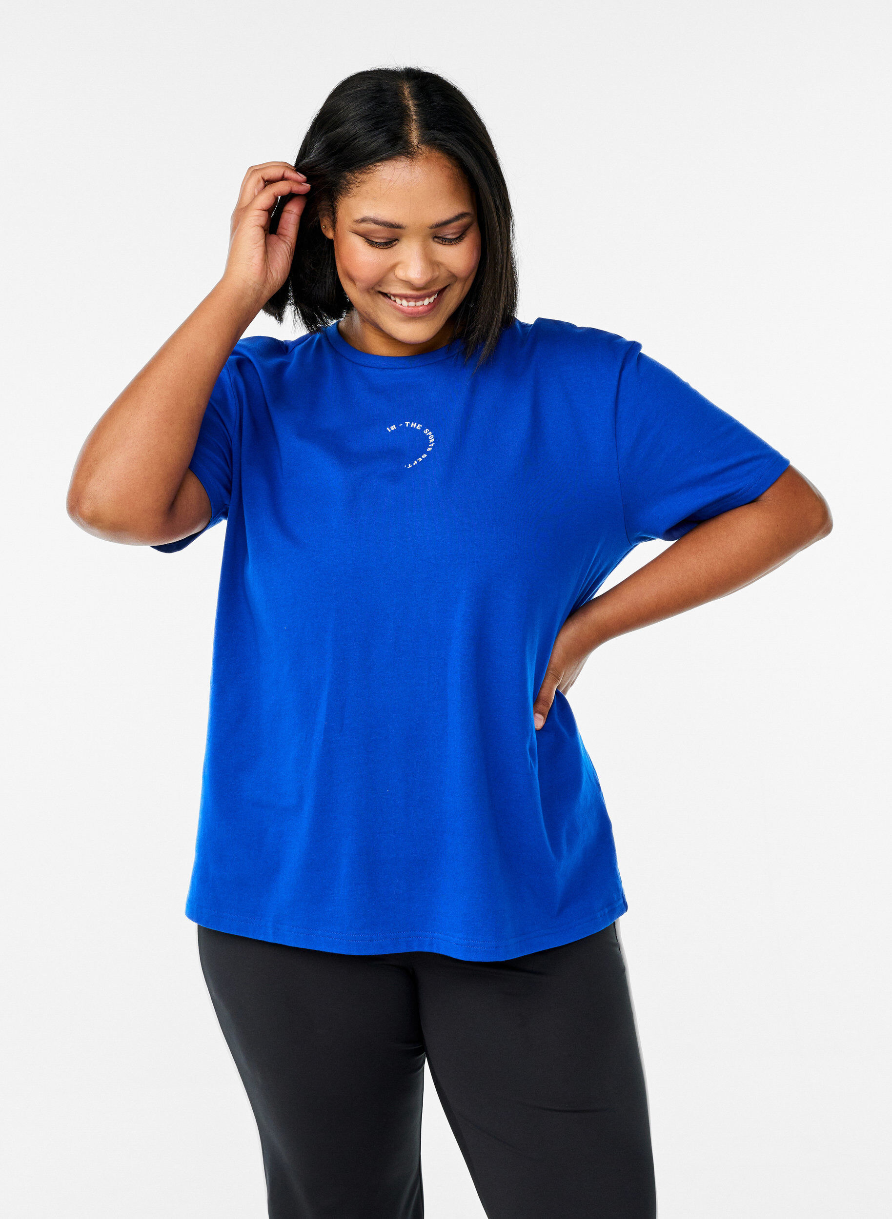 Sportliches T-Shirt aus Bio-Baumwolle, Blau, Model